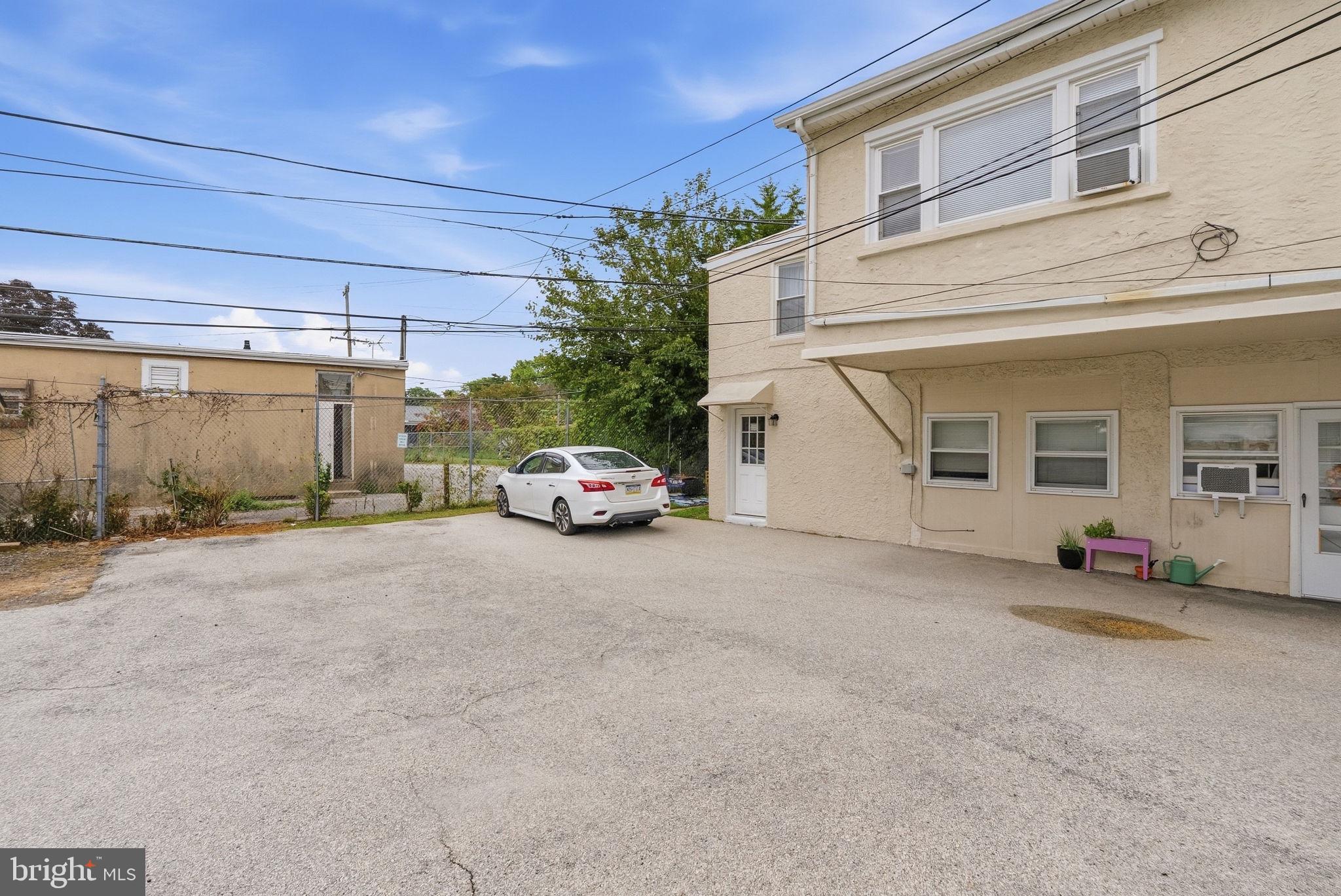 672 Colwell Rd, Woodlyn, PA 19094 photo
