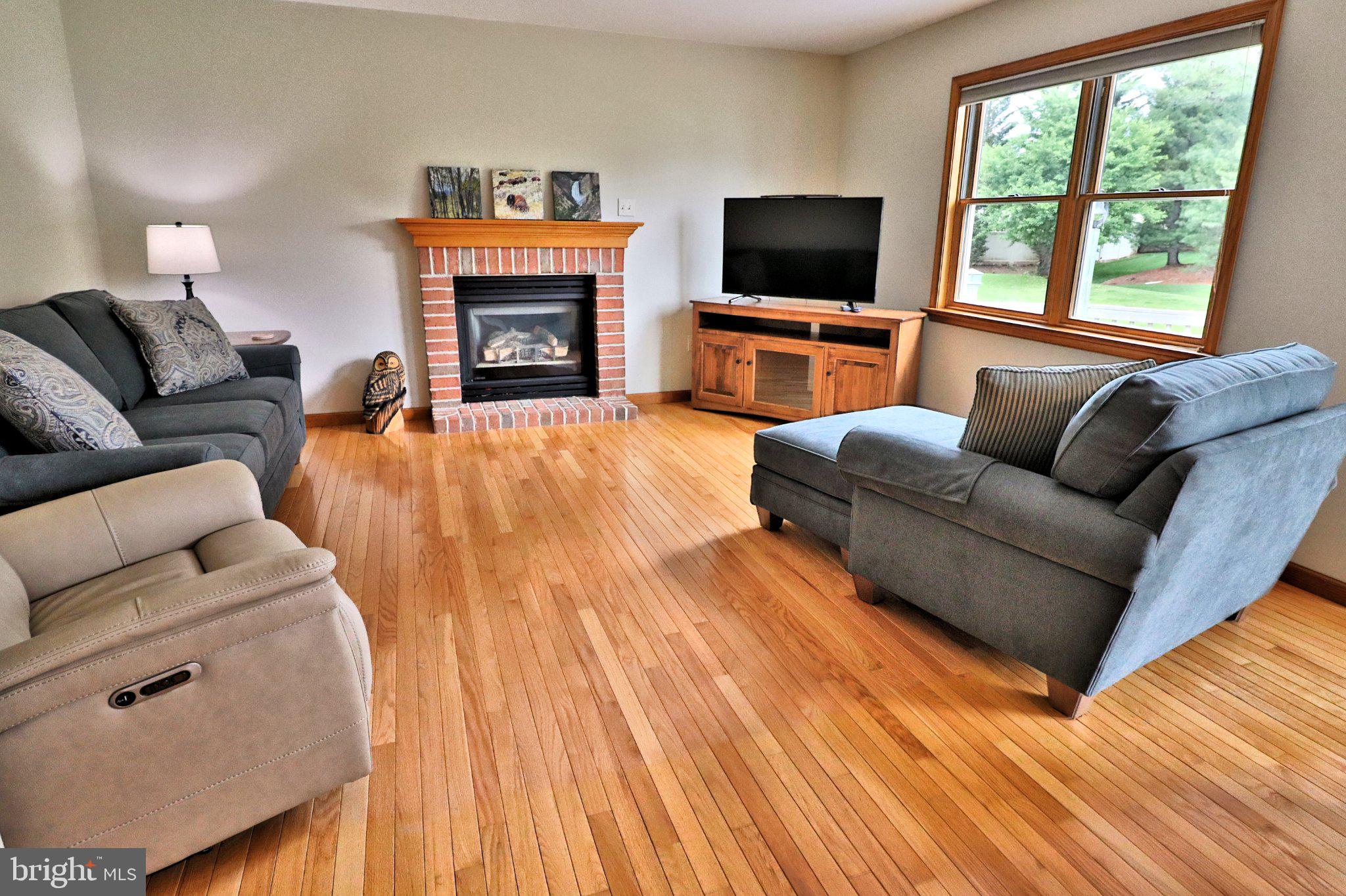 1115 Martin Ave, Ephrata, PA 17522 photo
