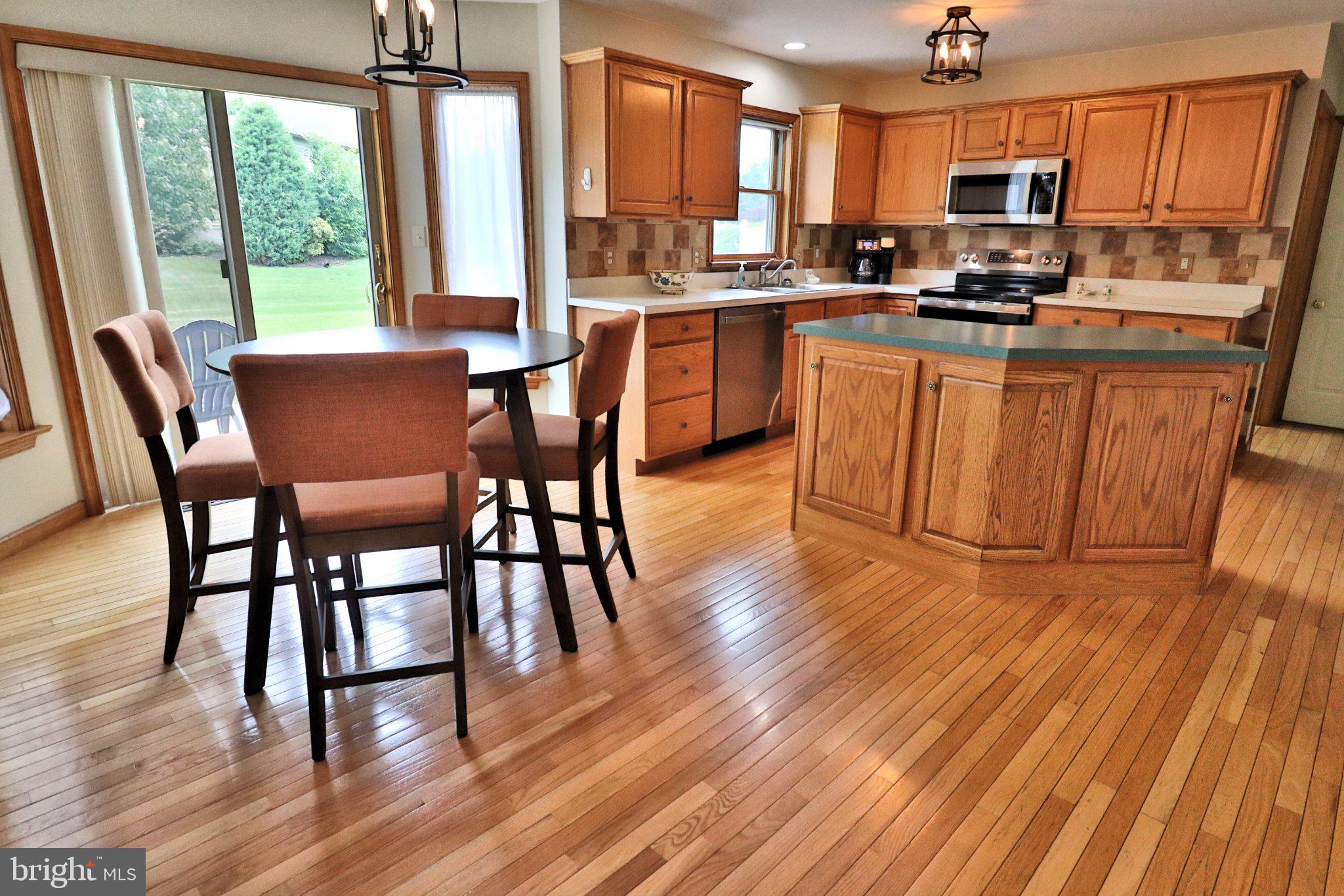 1115 Martin Ave, Ephrata, PA 17522 photo