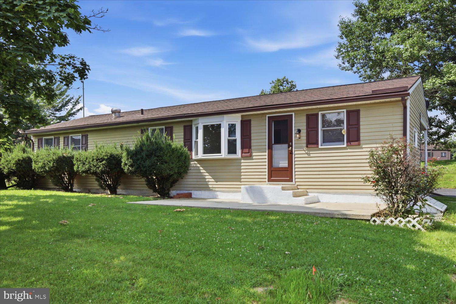 351 Fulton St, Ephrata, PA 17522