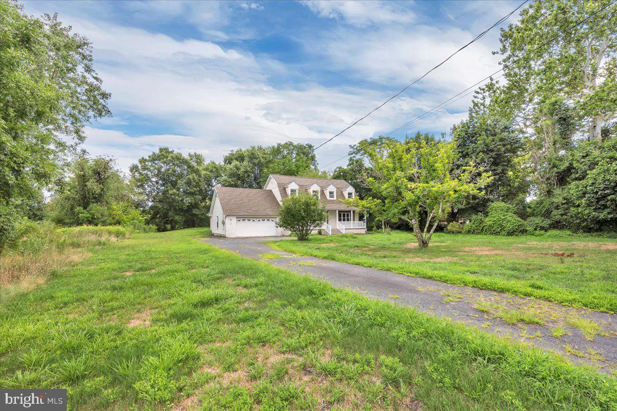 2480 Monmouth Rd, Jobstown, NJ 08041 photo