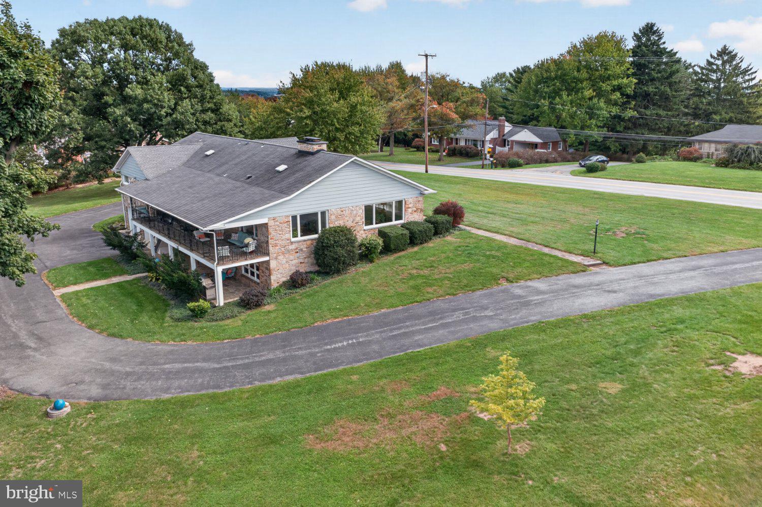 2912 Park Ave, Manchester, MD 21102 photo