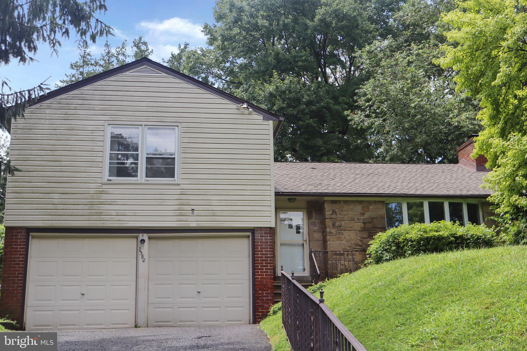 1380 Glenbrook Rd, Jenkintown, PA 19046
