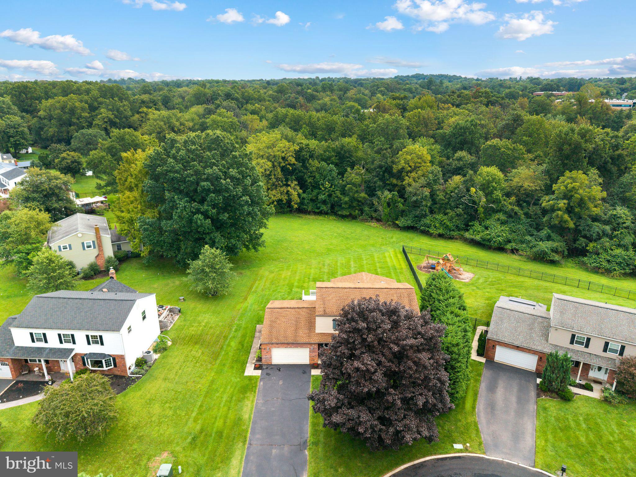 1270 Holstein Ct, Blue Bell, PA 19422 photo