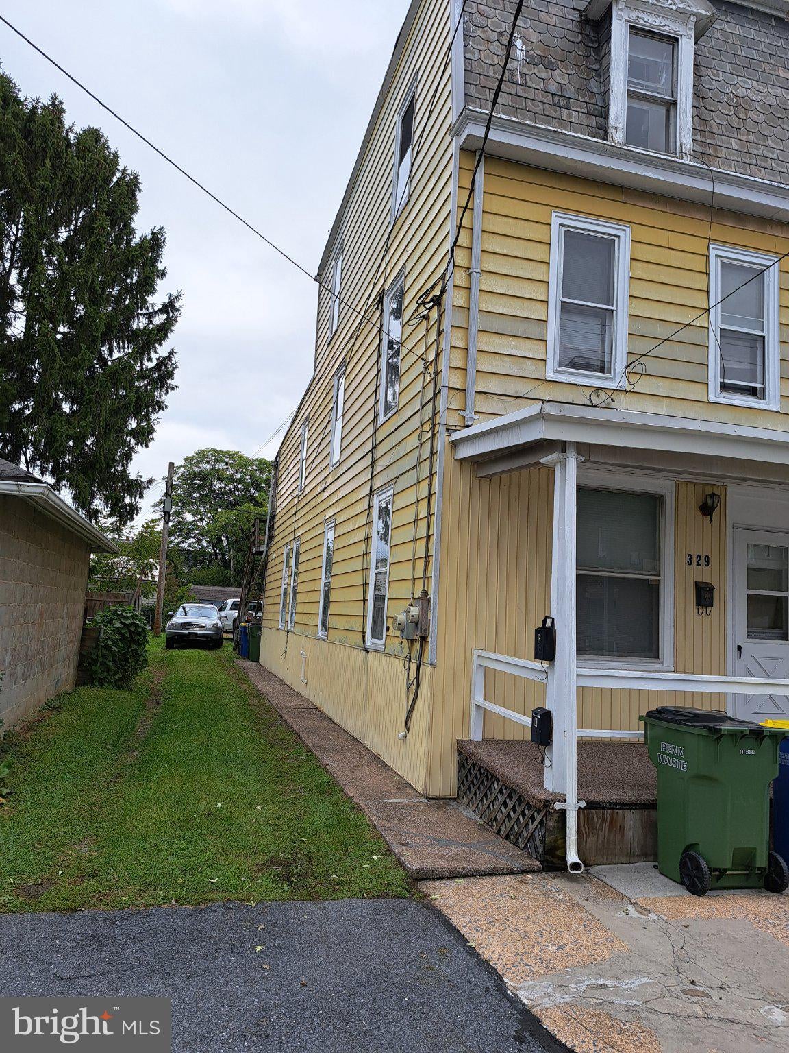 329 2nd St, New Cumberland, PA 17070 photo