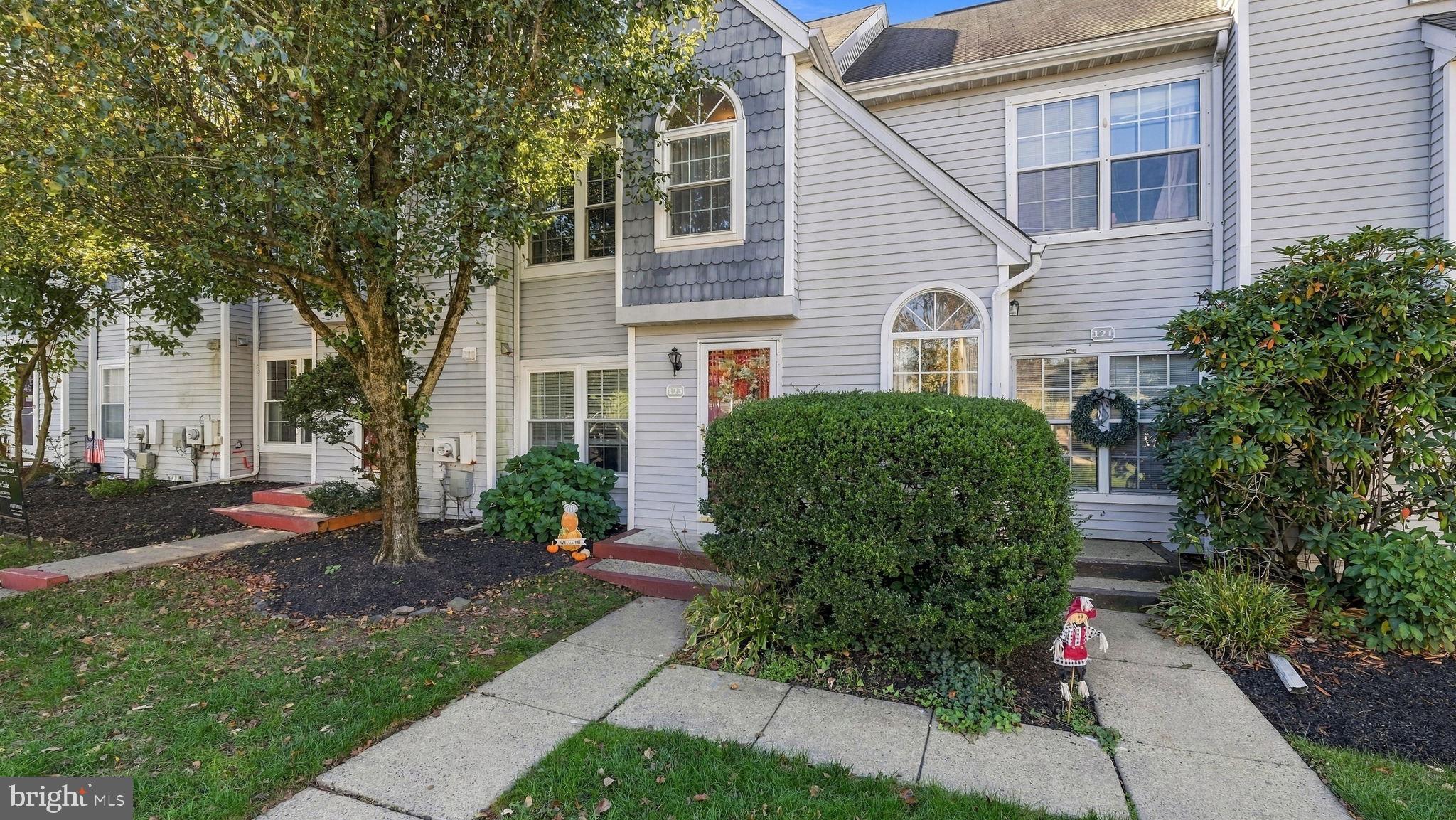 Horsham, PA 19044