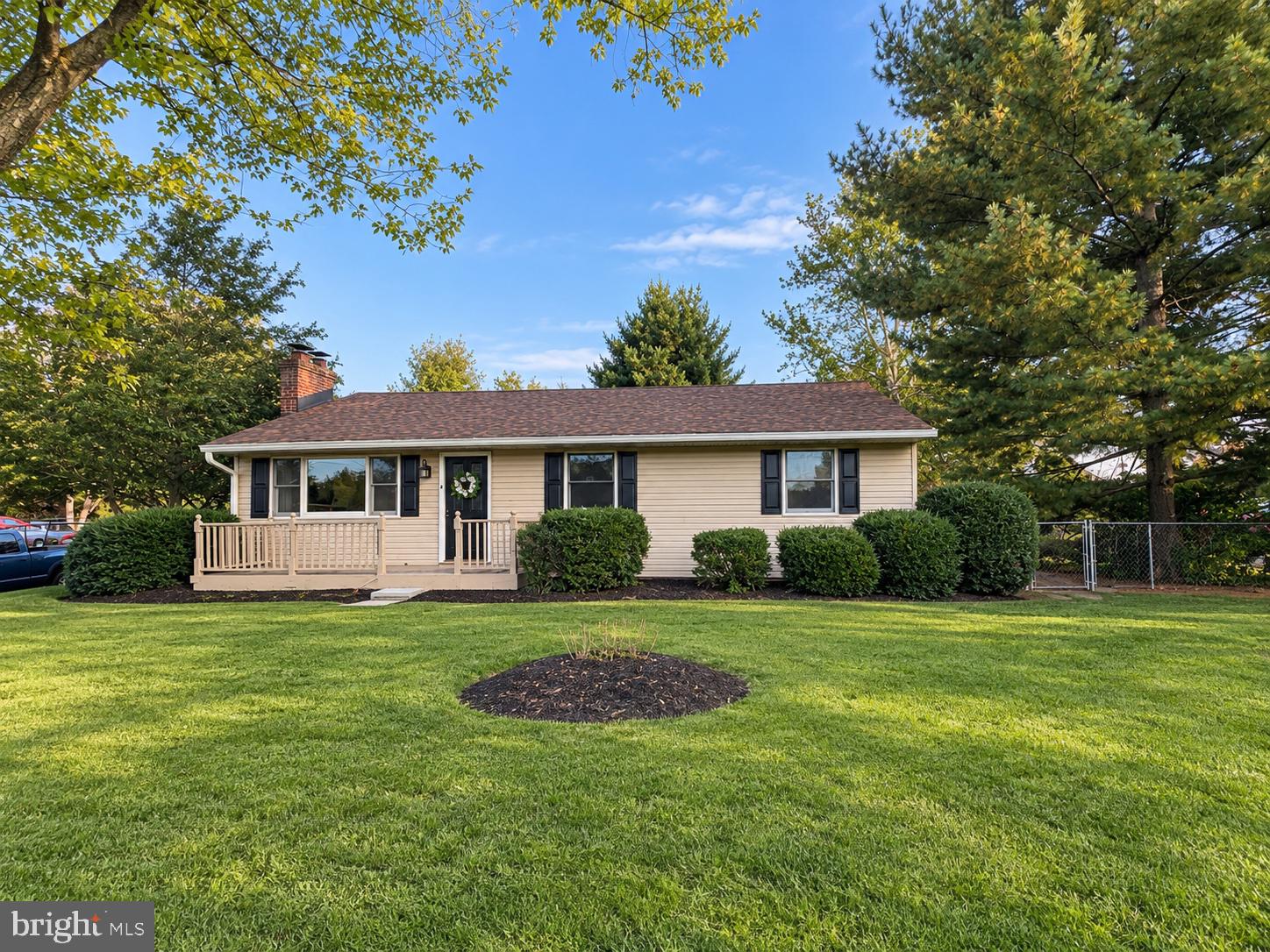 2 Country Ln, Elkton, MD 21921