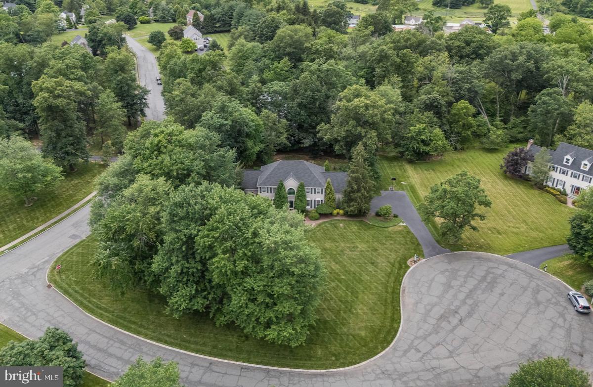 1 Maxwell Ct, Flemington, NJ 08822 photo