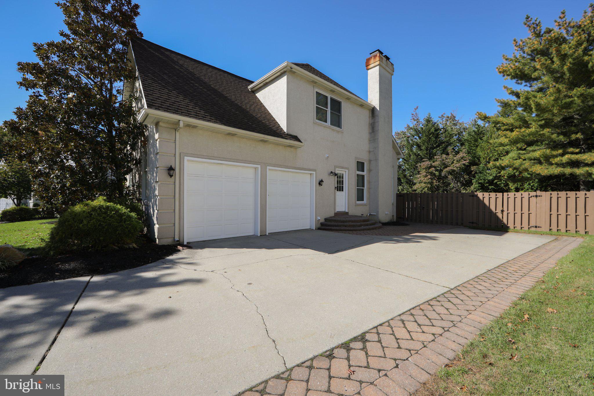 6 Vanessa Ct, Cherry Hill, NJ 08003 photo