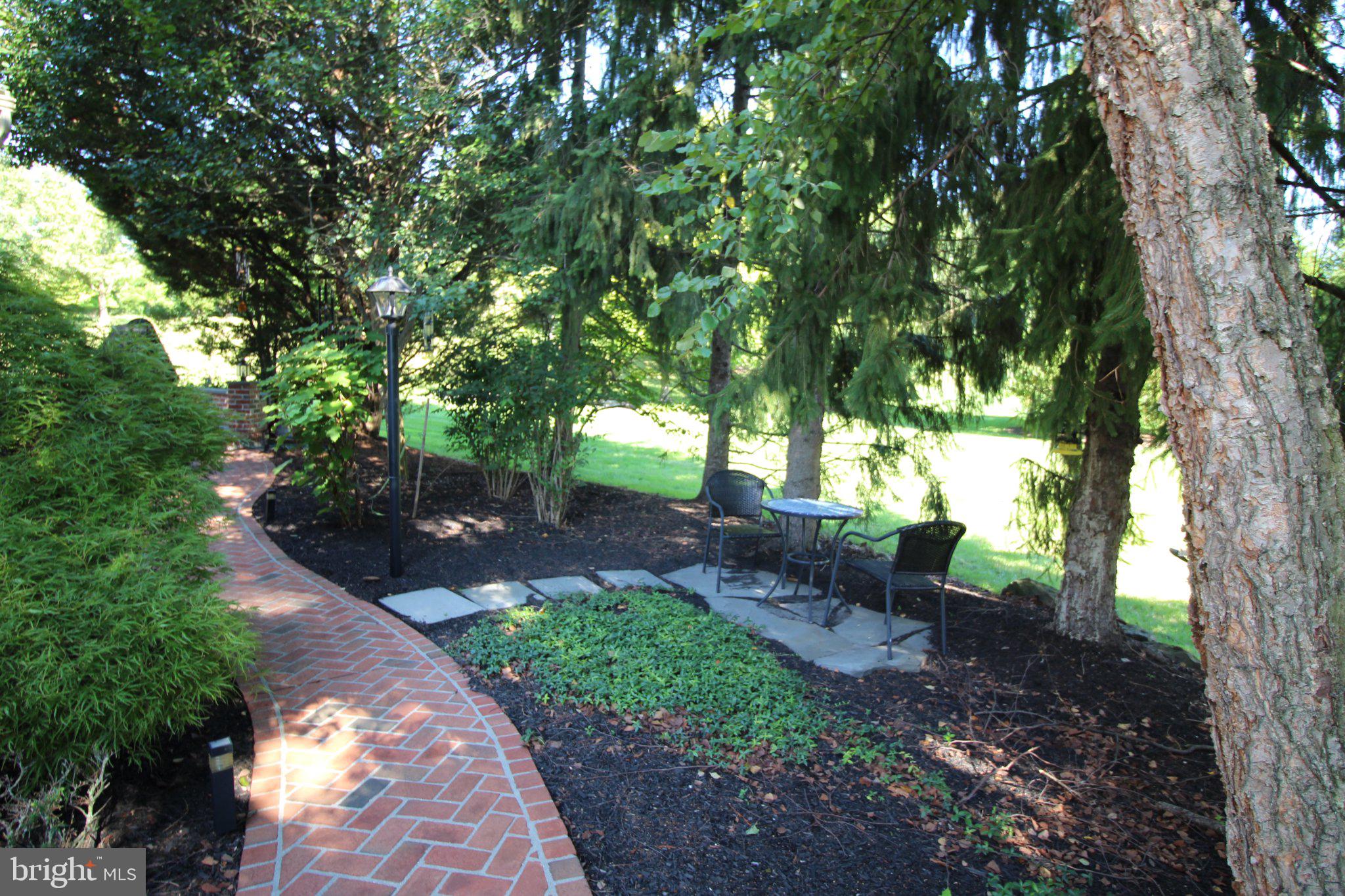553 Ellington Ct, Ambler, PA 19002 photo