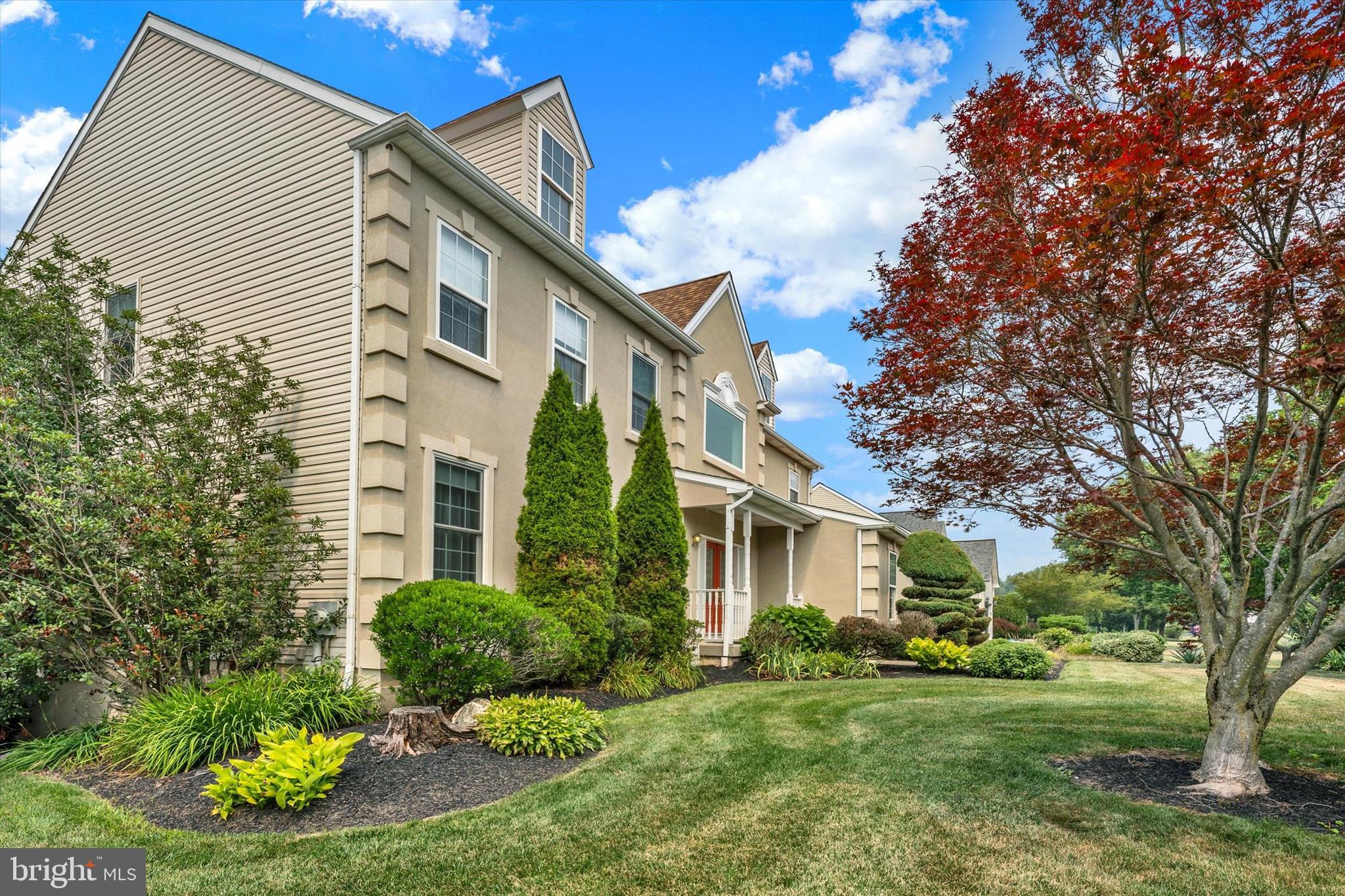 337 Aftons Cir, Spring City, PA 19475 photo