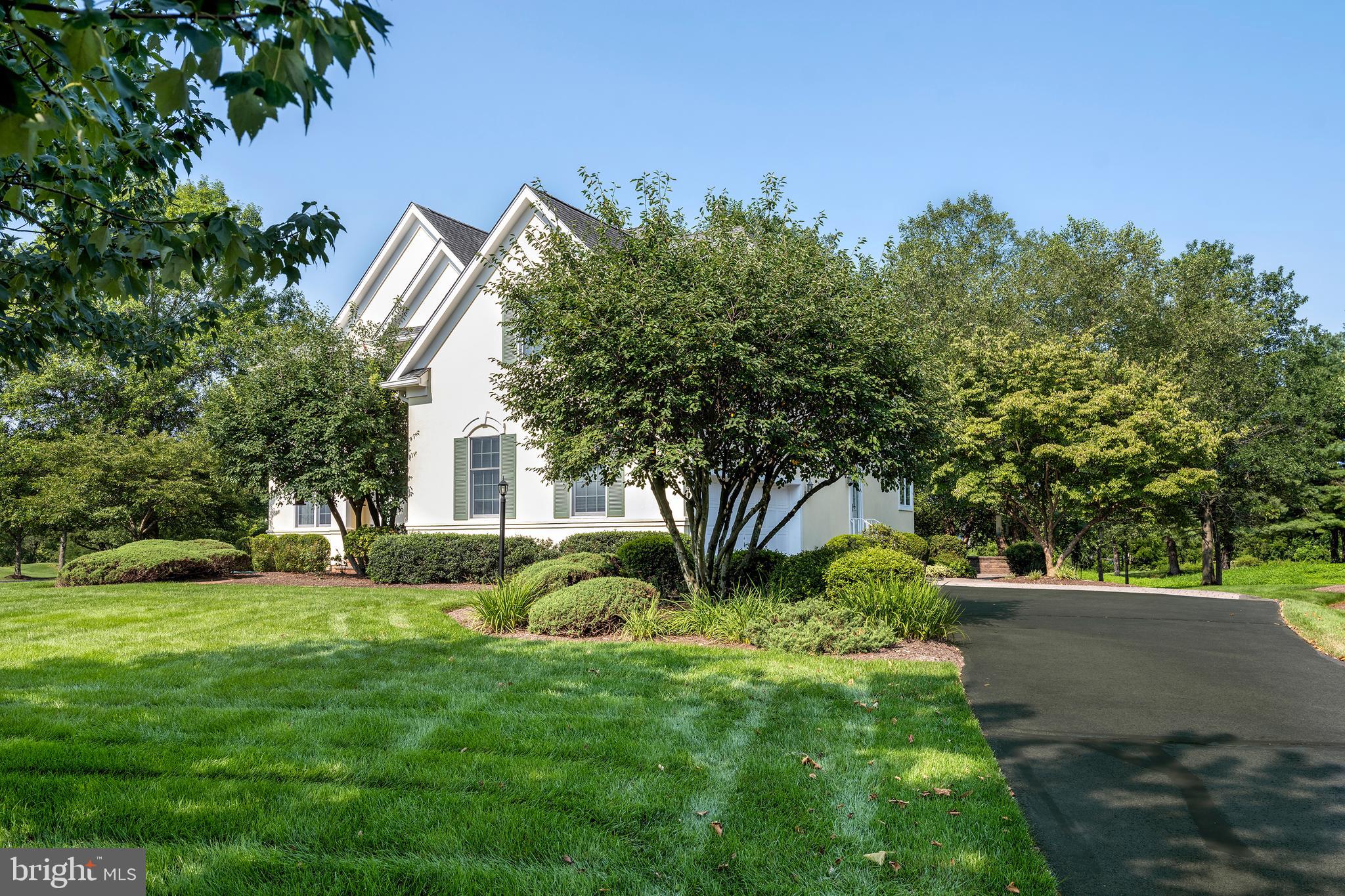 5 Alvamar Ct, Skillman, NJ 08558 photo