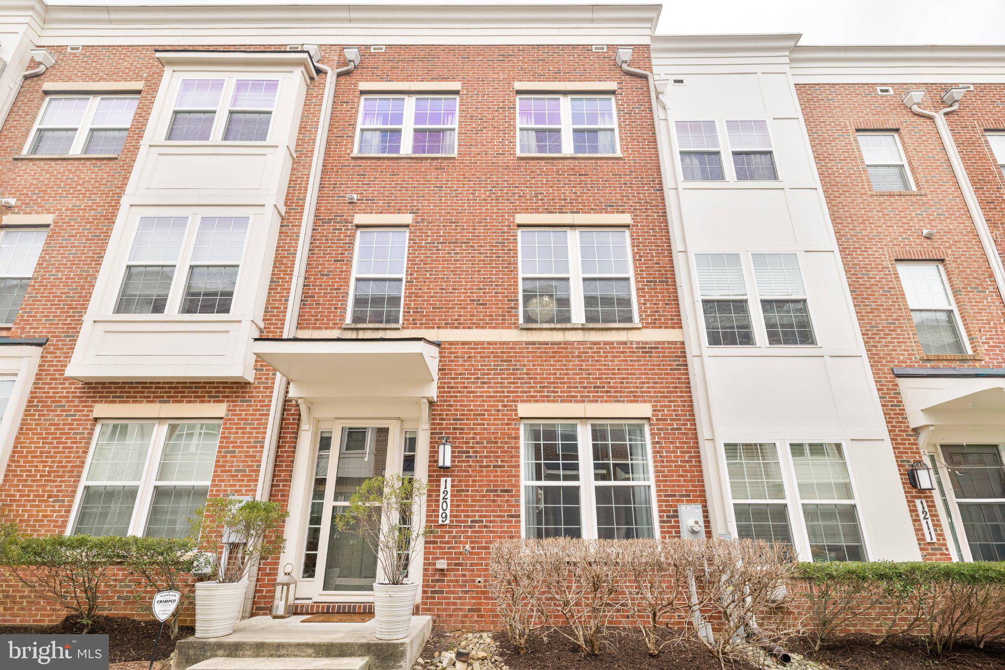 1209 Berry St, Baltimore, MD 21211