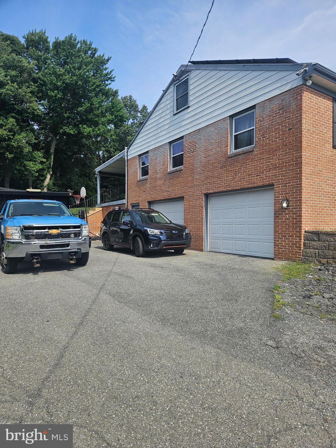 332 Indian Head Rd, Columbia, PA 17512 photo