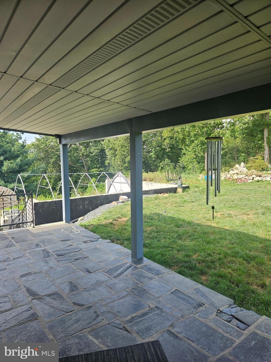 332 Indian Head Rd, Columbia, PA 17512 photo