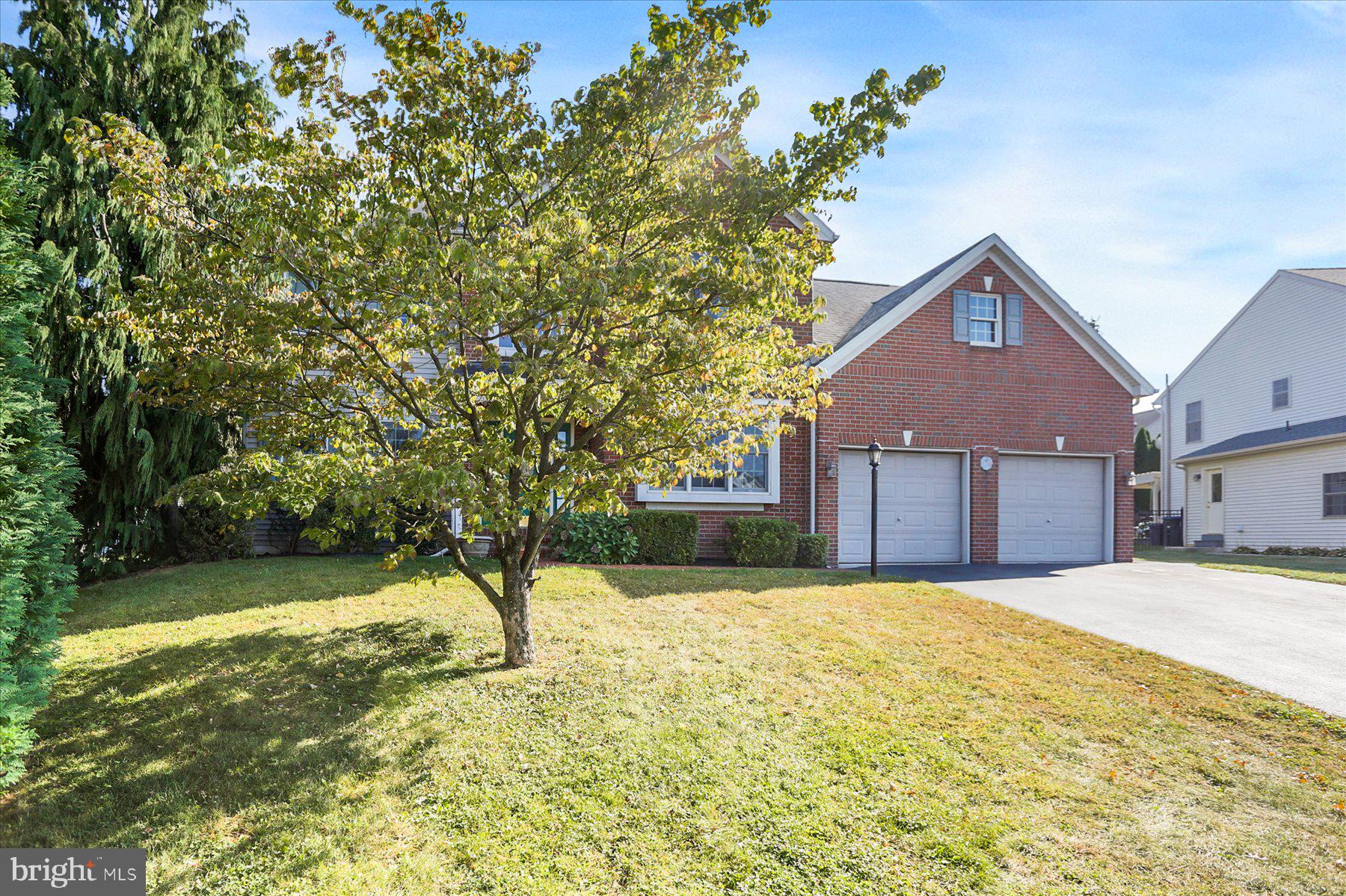 23 Pin Oak St, Palmyra, PA 17078 photo