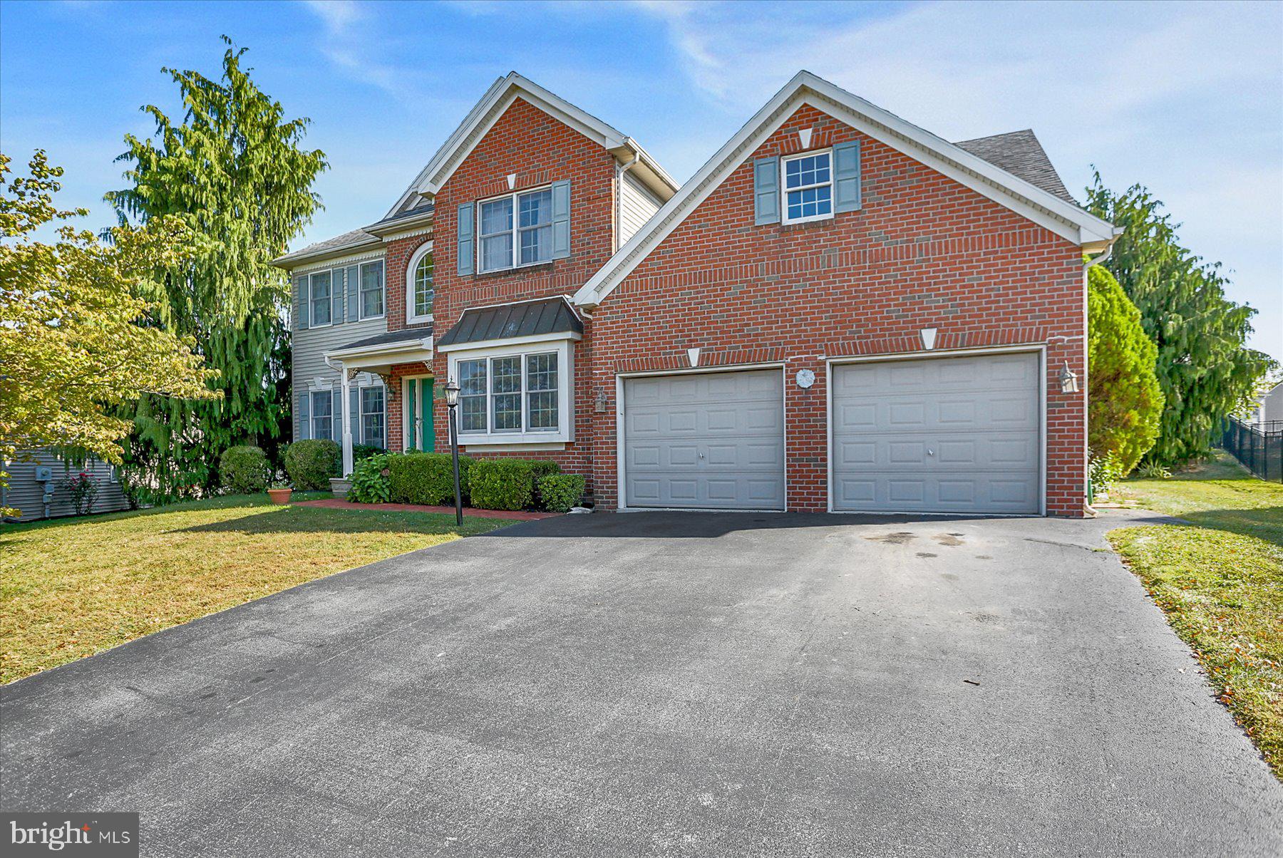 23 Pin Oak St, Palmyra, PA 17078 photo