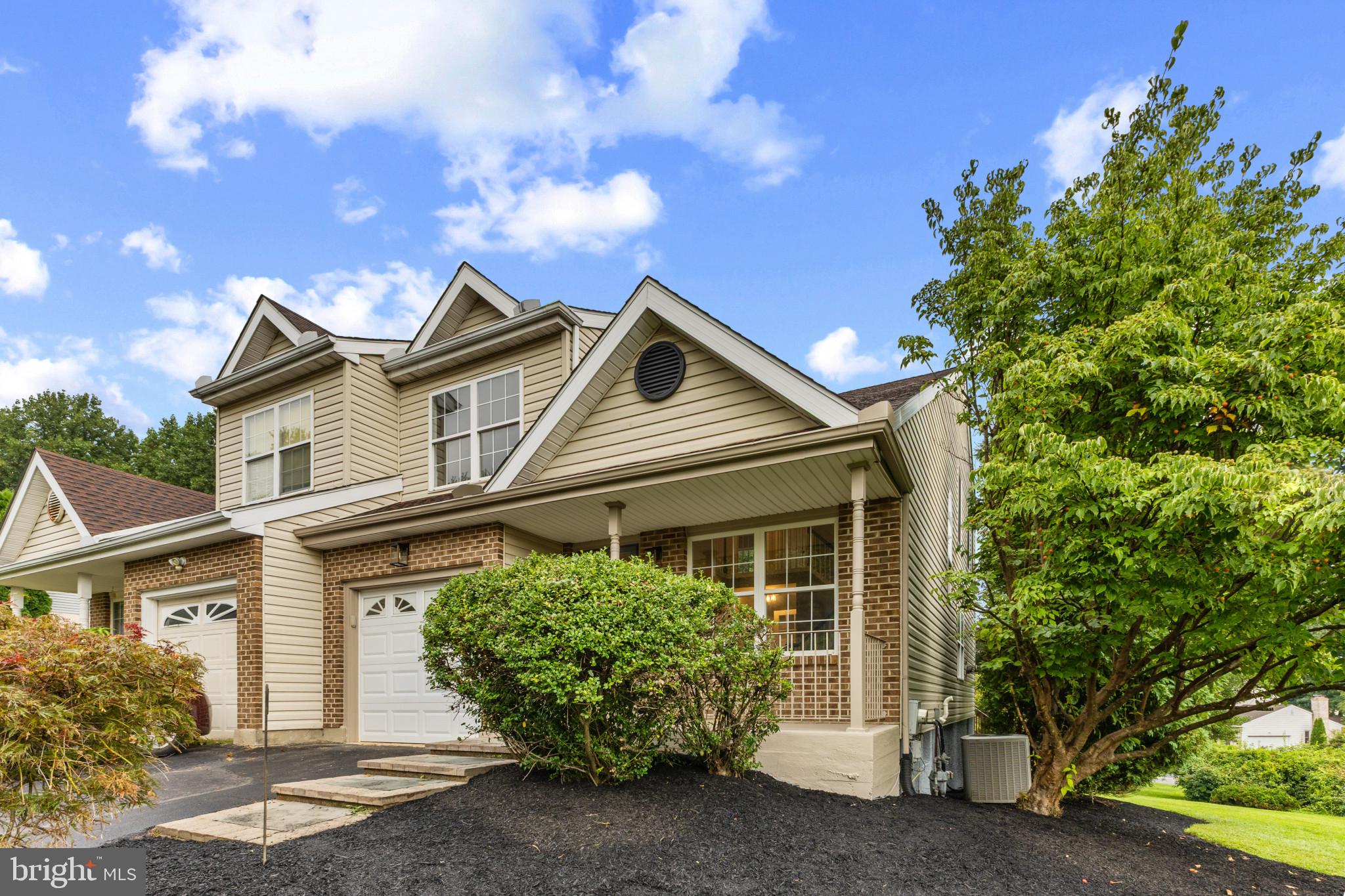 28 Eynon Ct, Hockessin, DE 19707