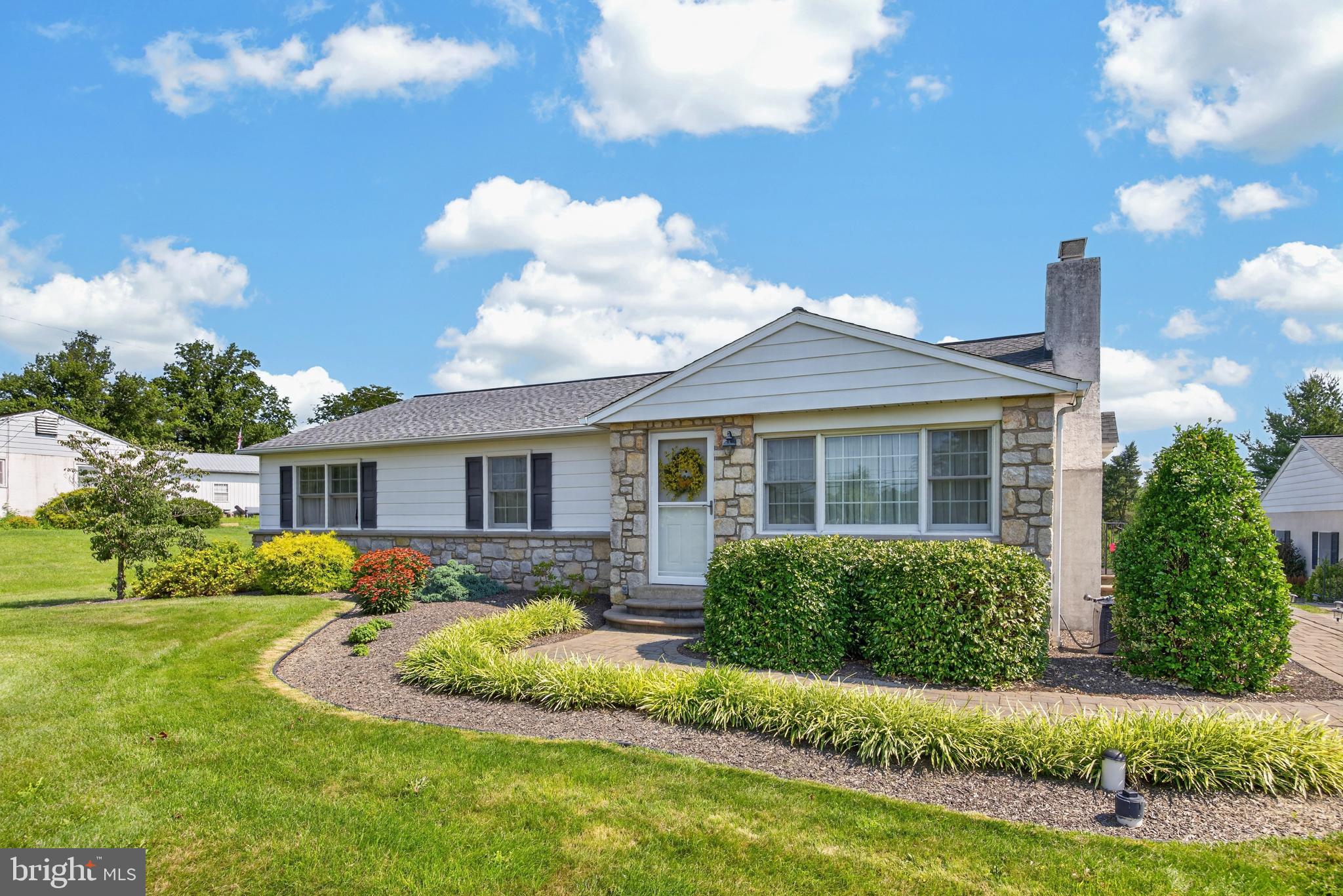 443 Allentown Rd, Souderton, PA 18964 photo