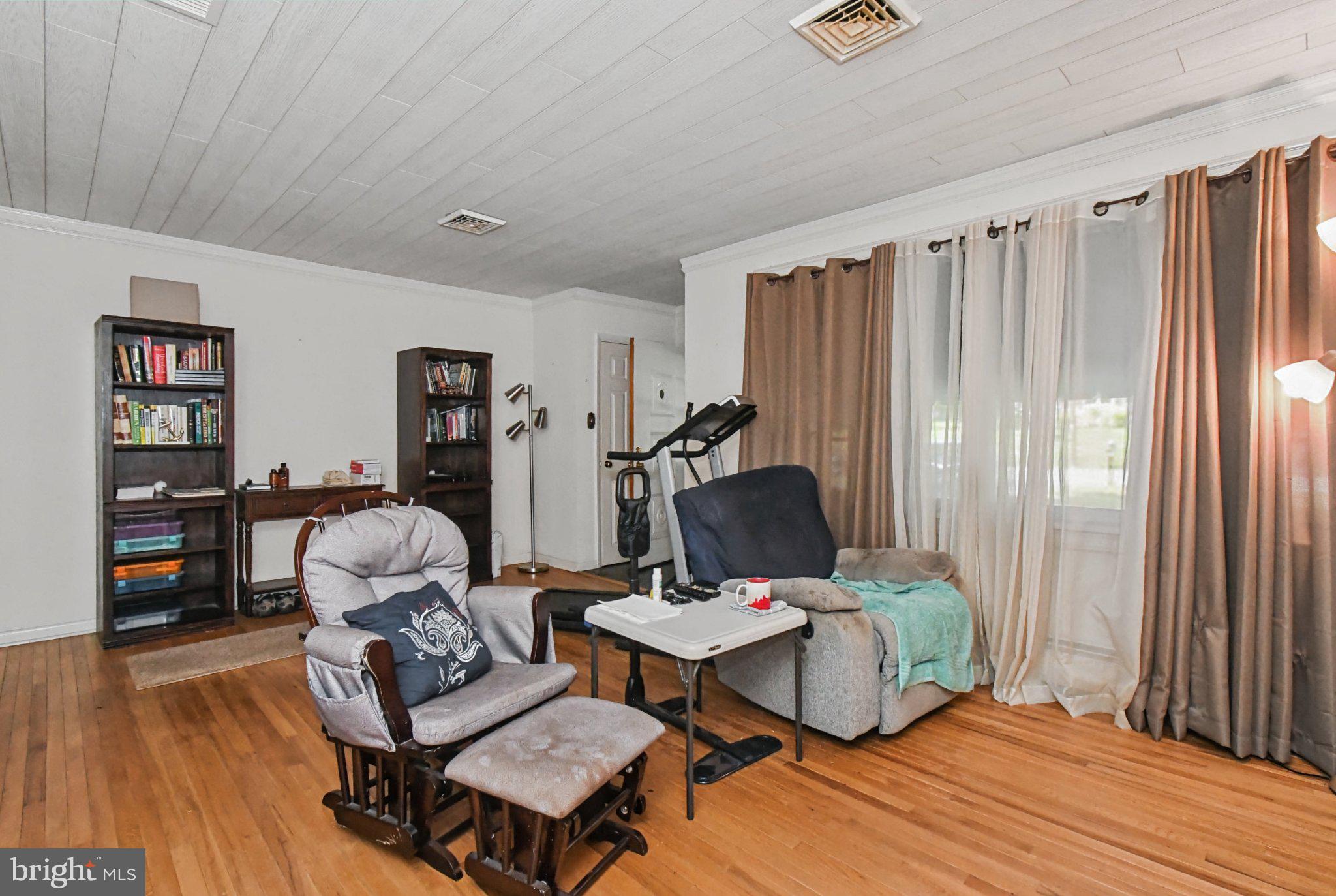 2105 Swamp Pike, Gilbertsville, PA 19525 photo
