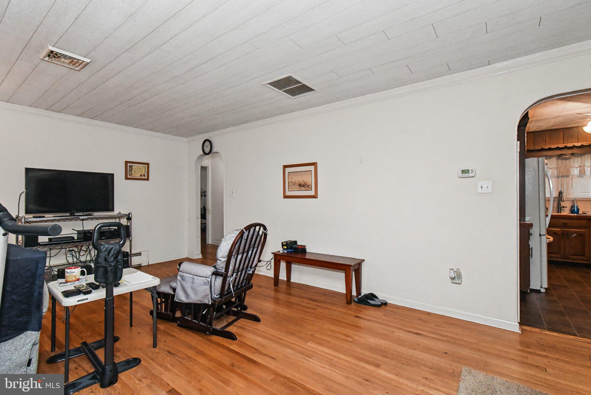 2105 Swamp Pike, Gilbertsville, PA 19525 photo