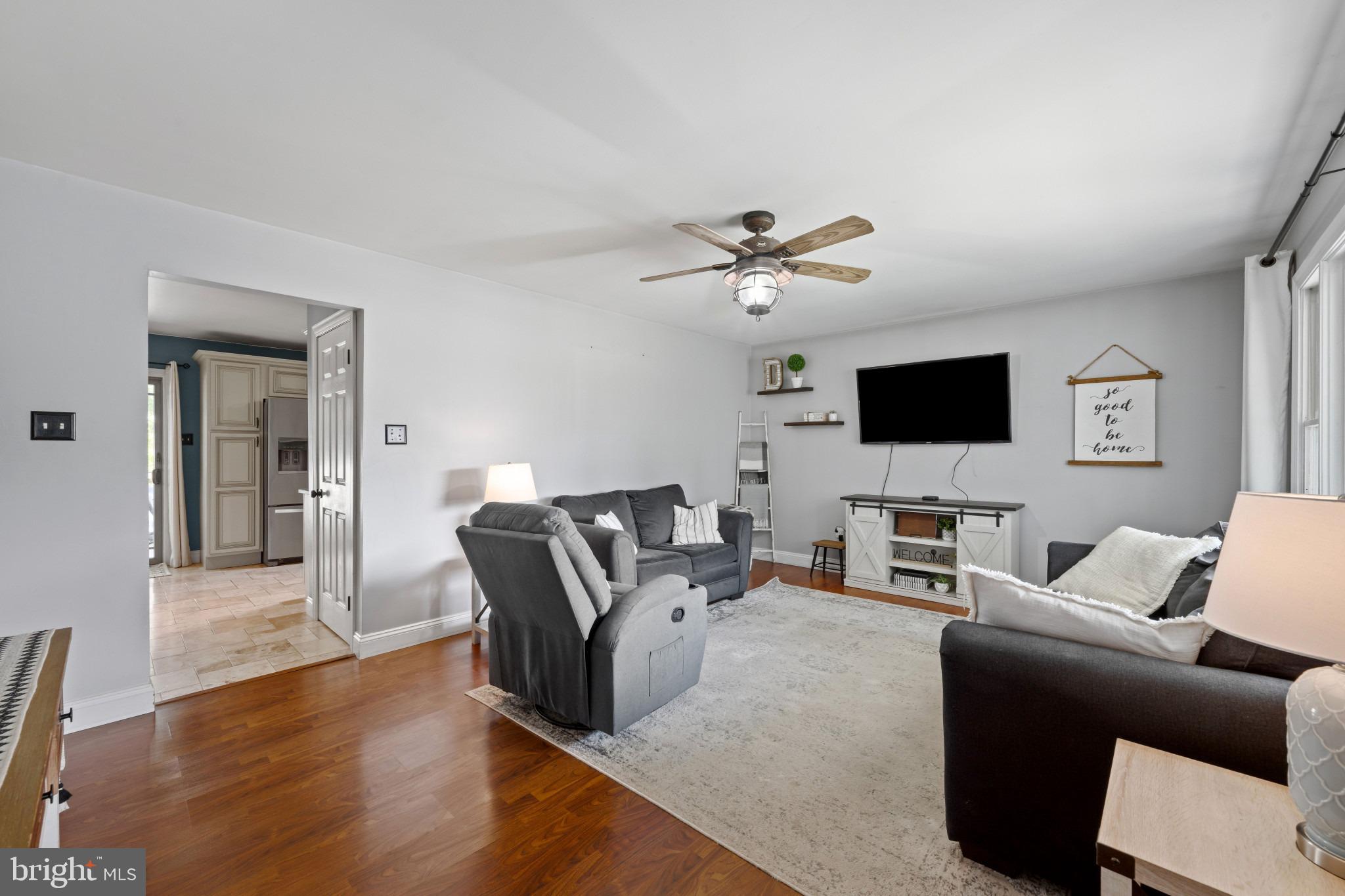 20 Cardinal Dr, Hanover, PA 17331 photo