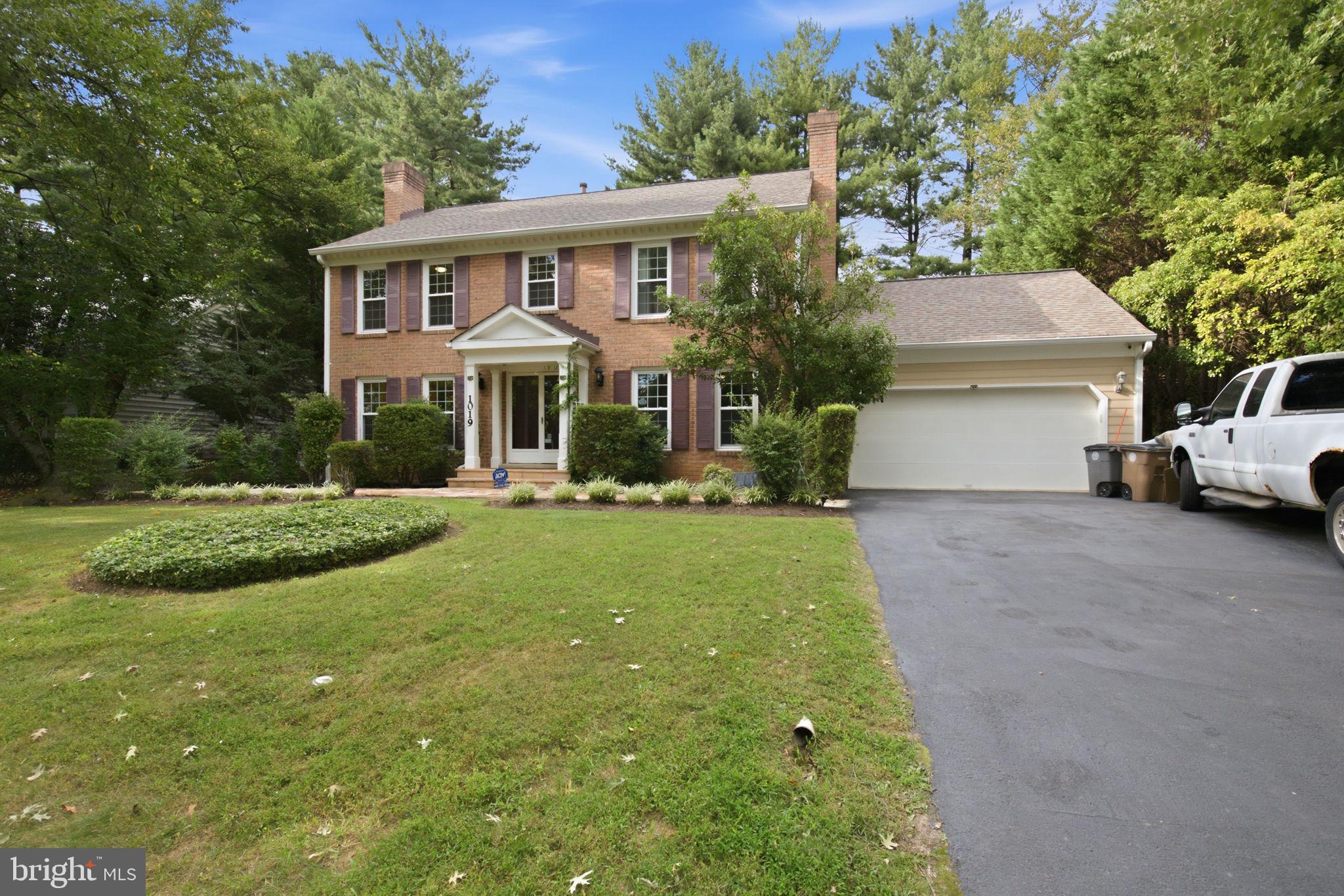 1019 Farm Haven Dr, Rockville, MD 20852 photo