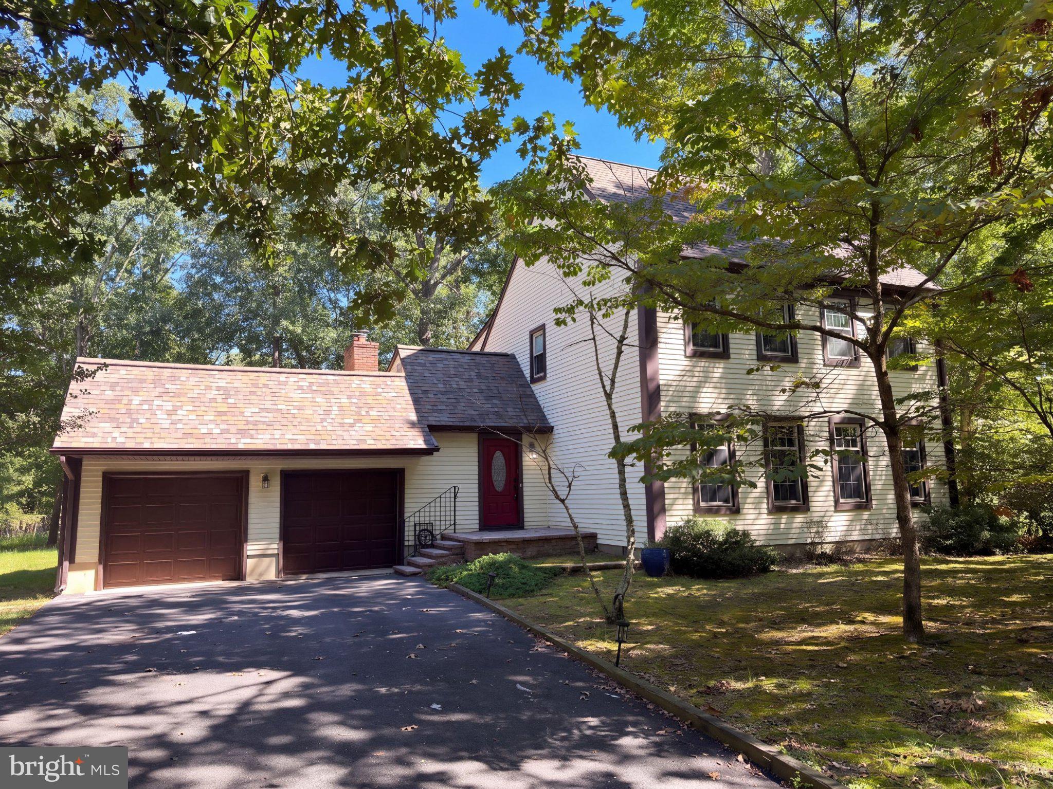 106 Yorktown Ct, Medford, NJ 08055
