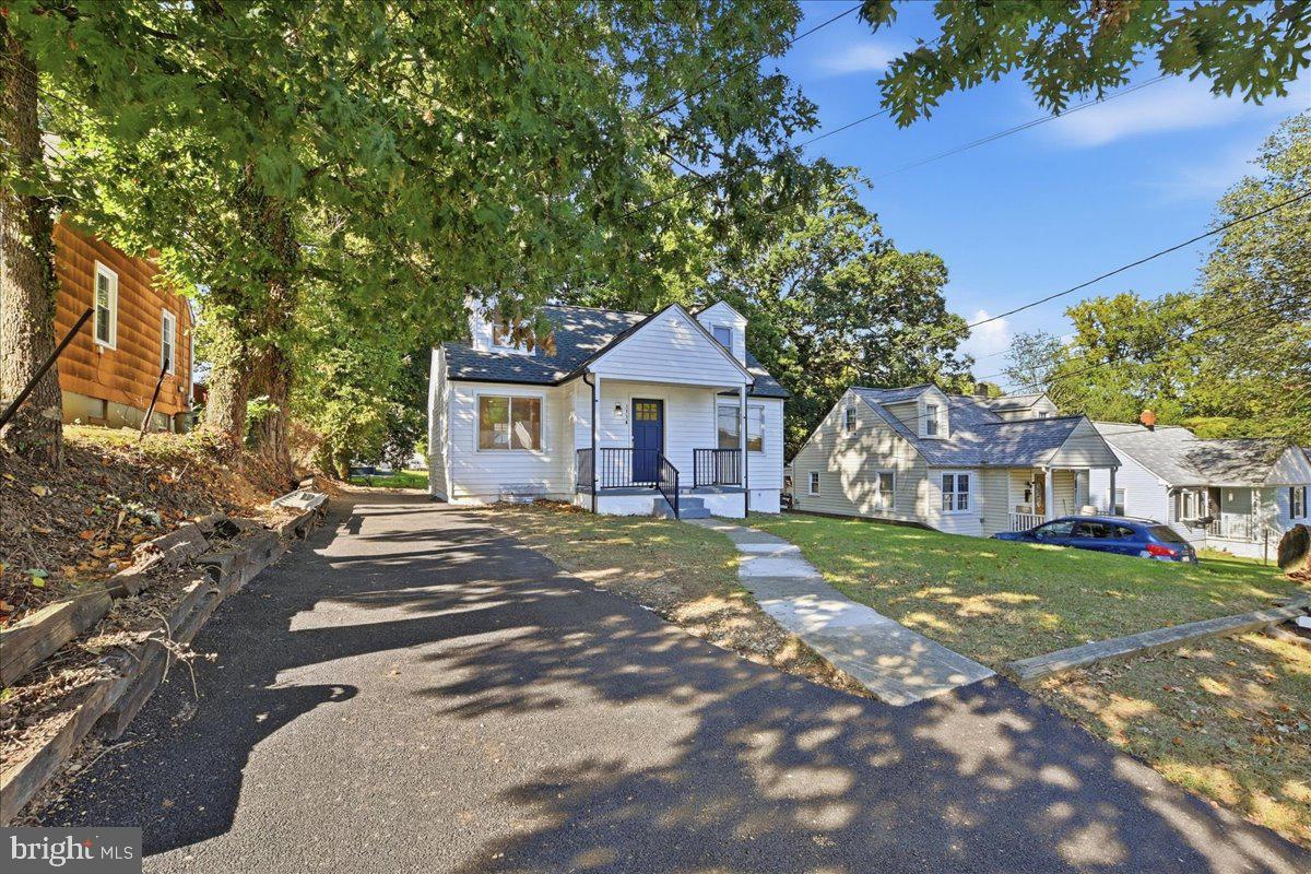 1714 Wycliffe Ave, Parkville, MD 21234 photo