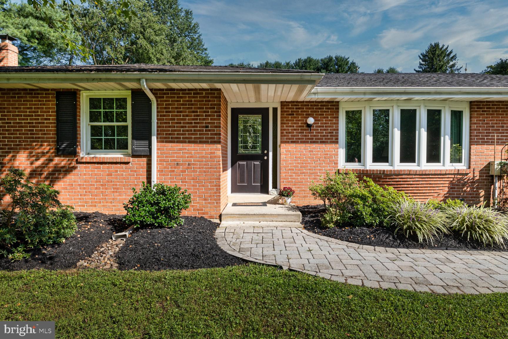 25 Elm Creek Rd, Cochranville, PA 19330 photo