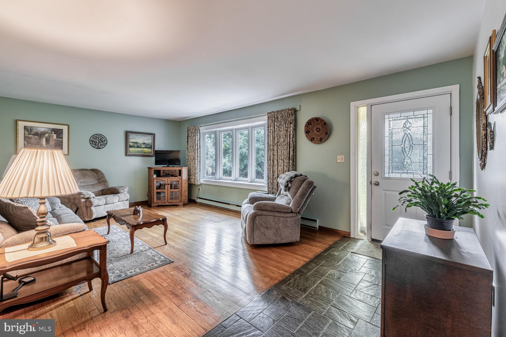 25 Elm Creek Rd, Cochranville, PA 19330 photo