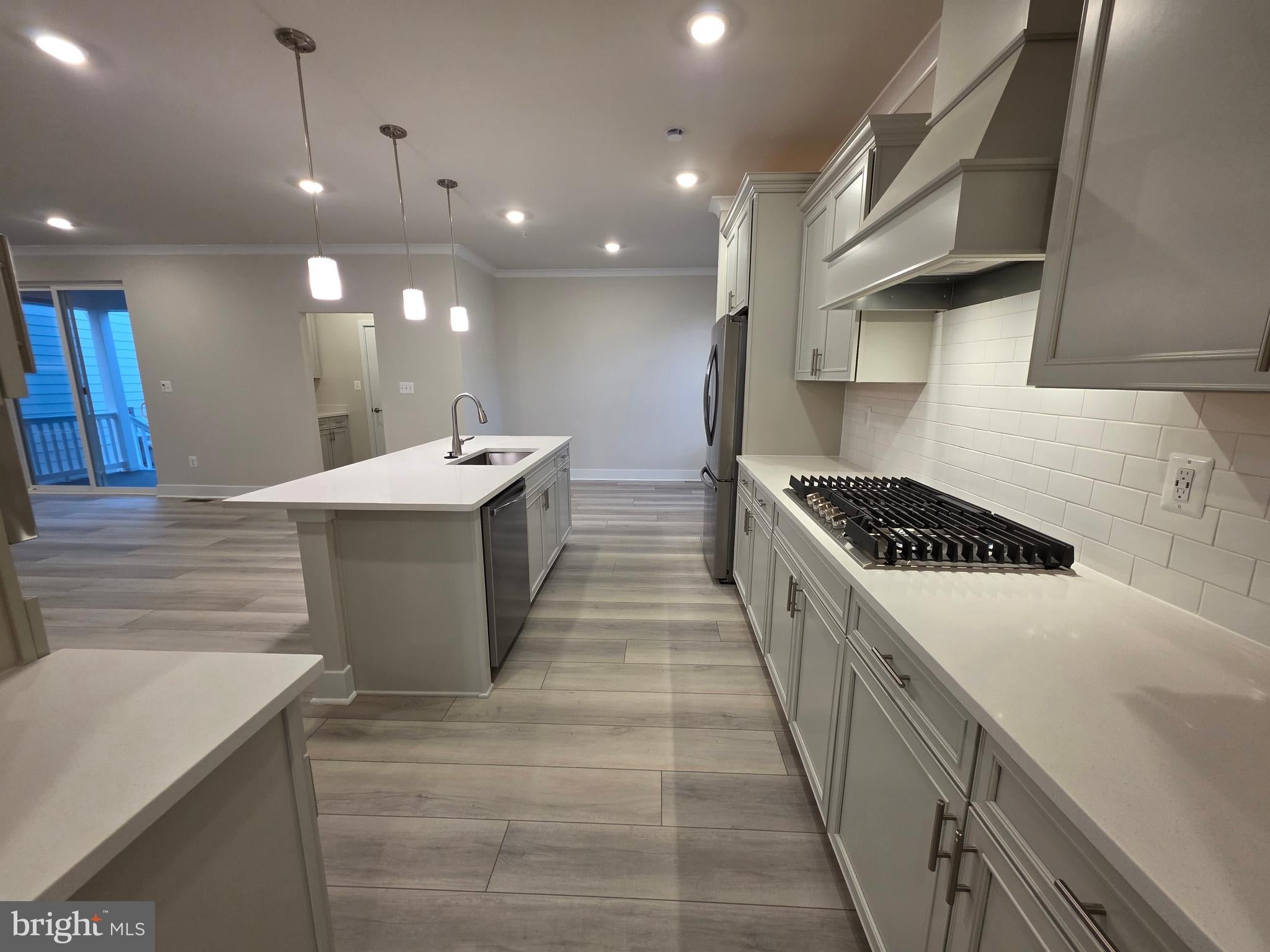 6604 Queensbury St, Middle River, MD 21220 photo