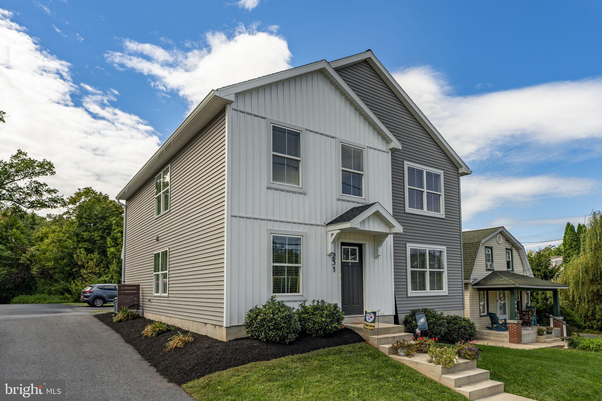231 E Fulton St, Ephrata, PA 17522 photo