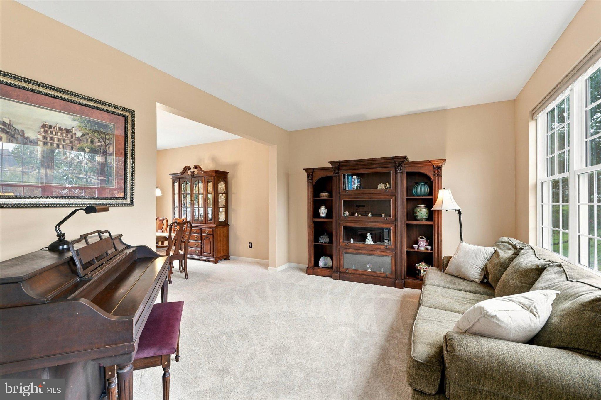 417 Greene Ln, Phoenixville, PA 19460 photo
