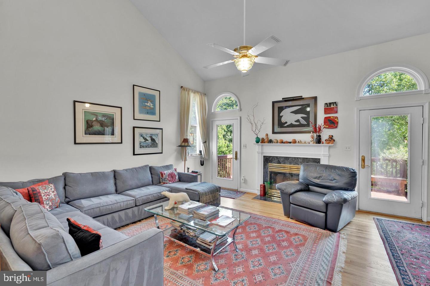 3407 Walnut Hill Ct, Falls Church, VA 22042 photo