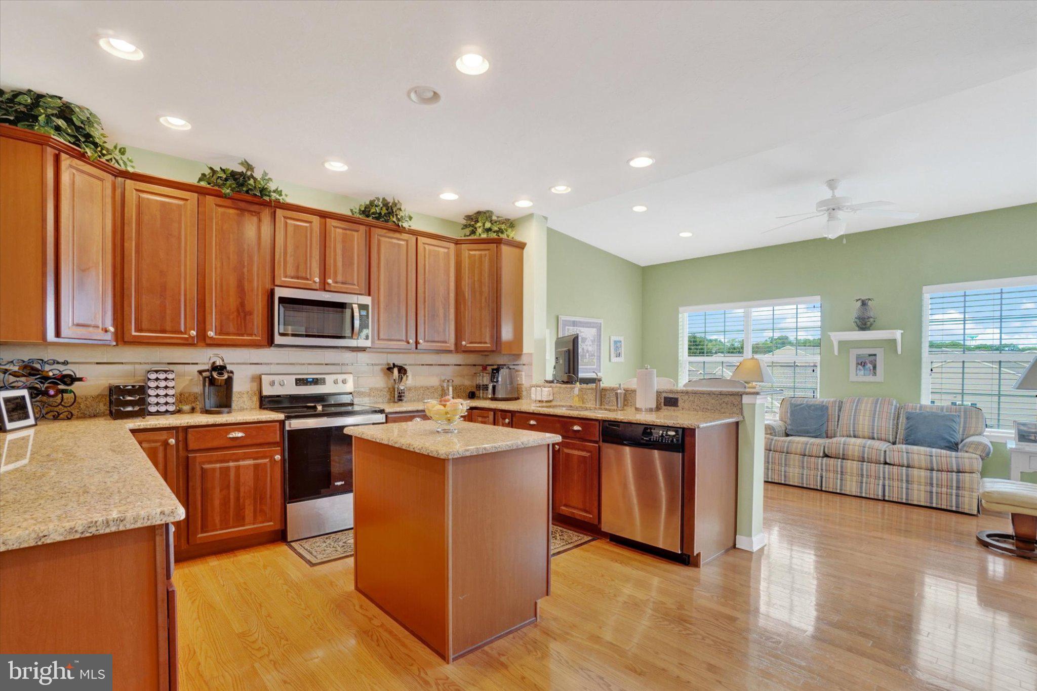 113 Shetland Dr #111, Red Lion, PA 17356 photo