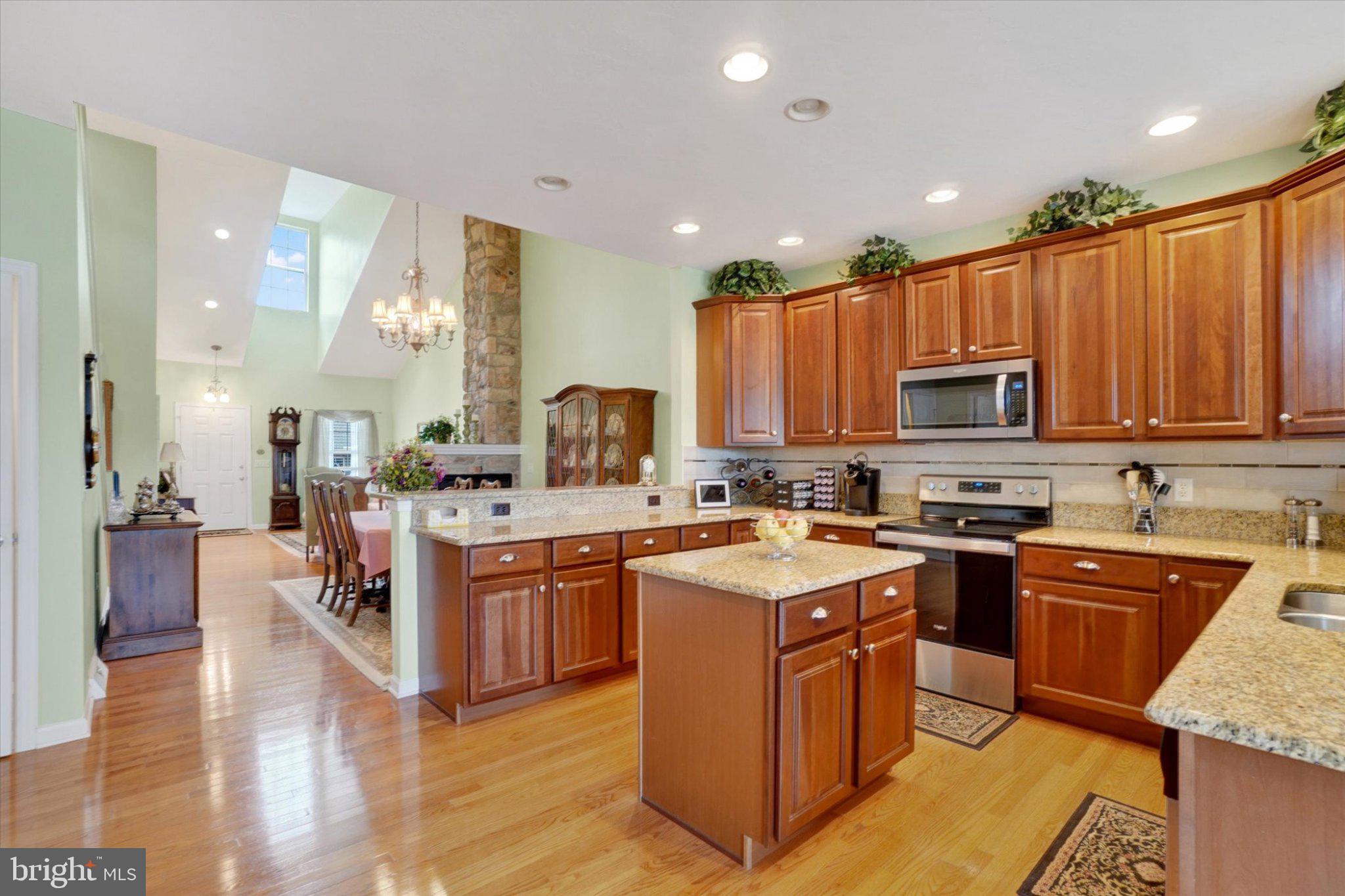 113 Shetland Dr #111, Red Lion, PA 17356 photo