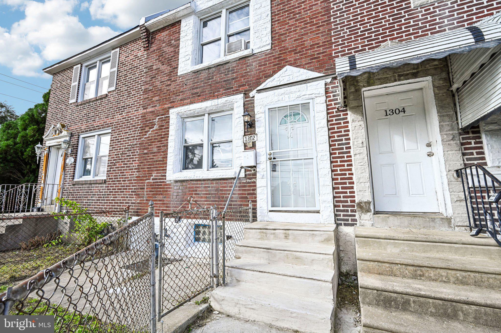 1302 Wycombe Ave, Darby, PA 19023 photo
