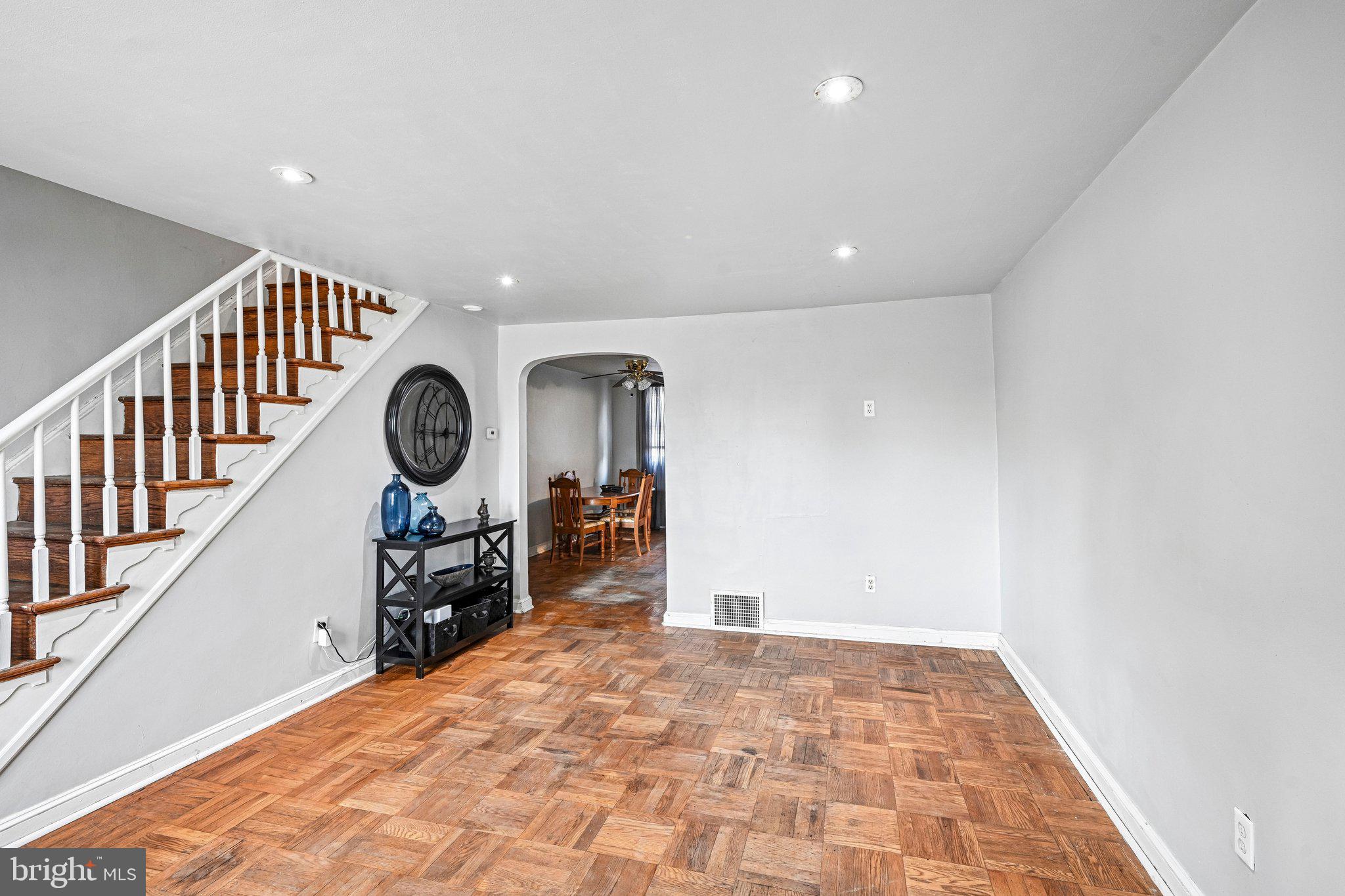 1302 Wycombe Ave, Darby, PA 19023 photo