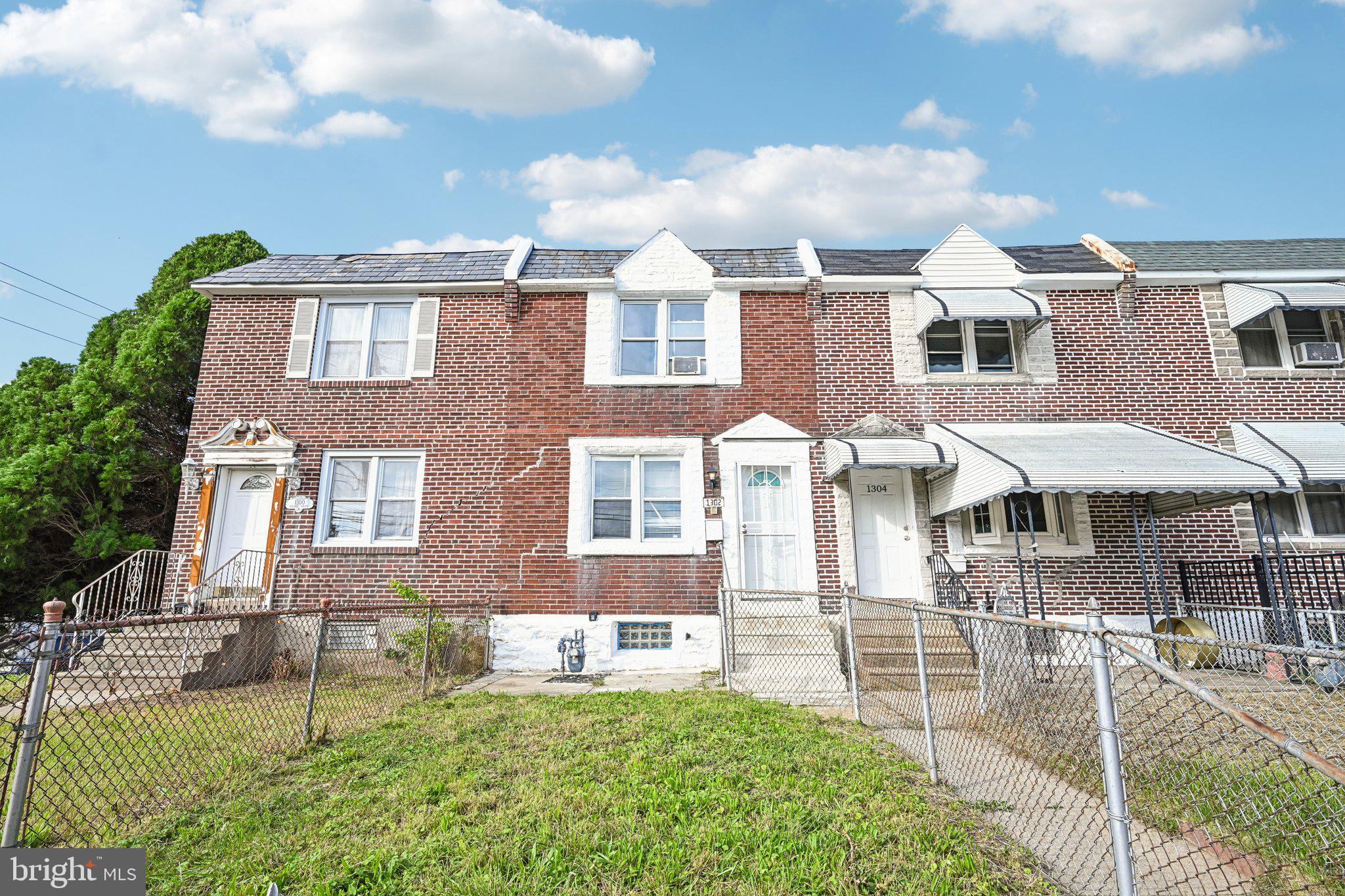 1302 Wycombe Ave, Darby, PA 19023 photo