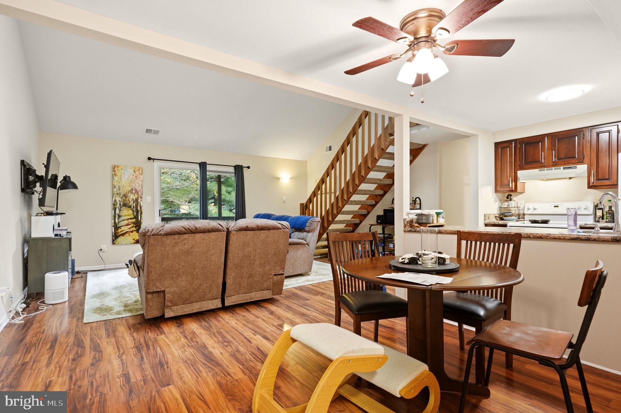 137 Alpha Ct, Blackwood, NJ 08012 photo