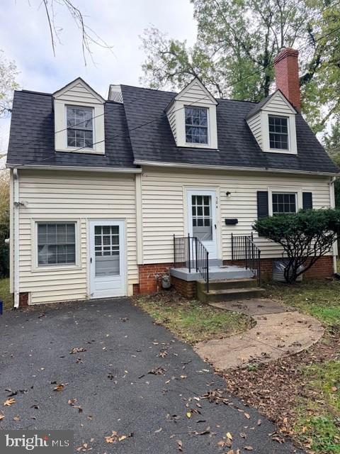 502 504 Monroe St, Rockville, MD 20850
