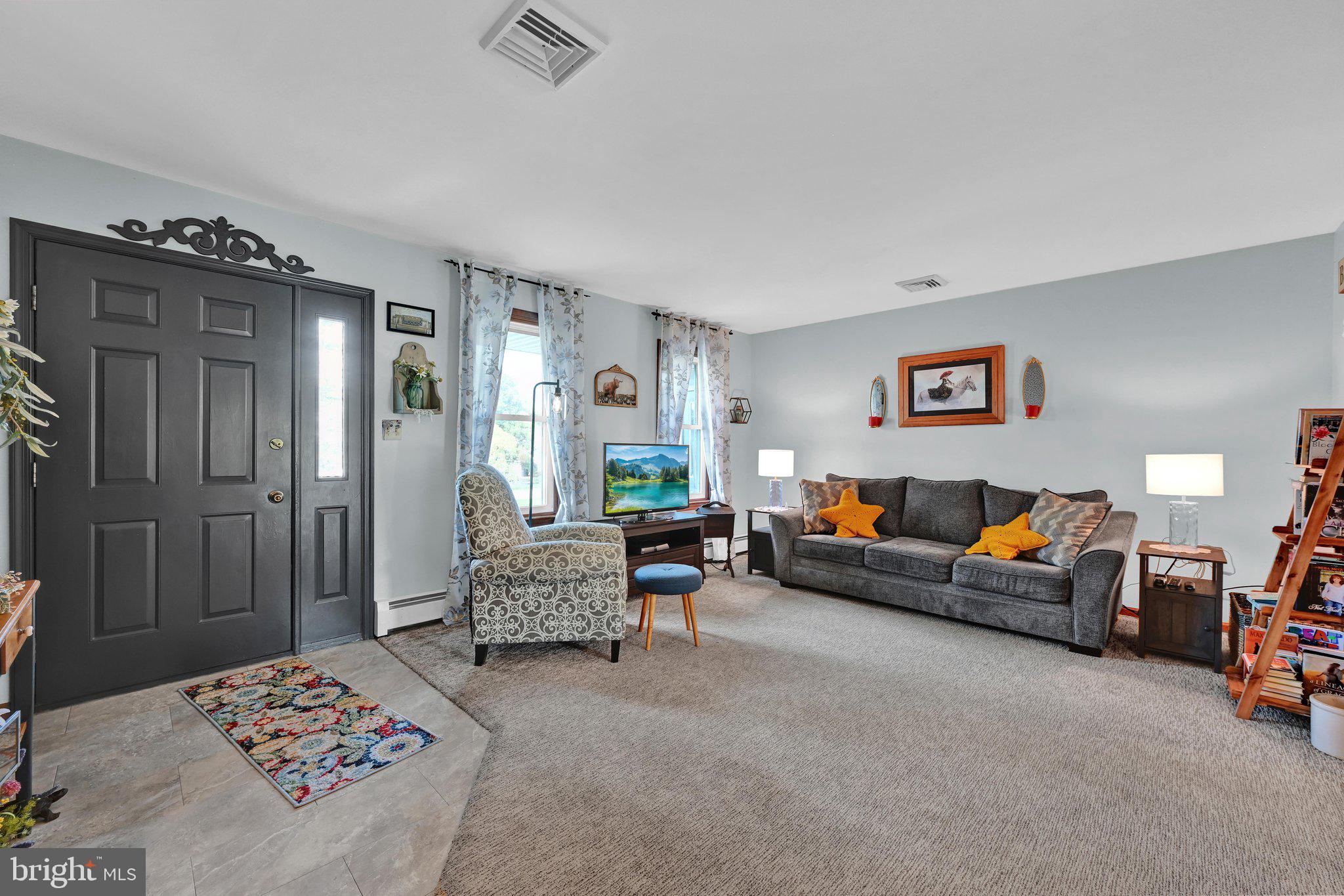 126 Meadow View Ln, Bainbridge, PA 17502 photo
