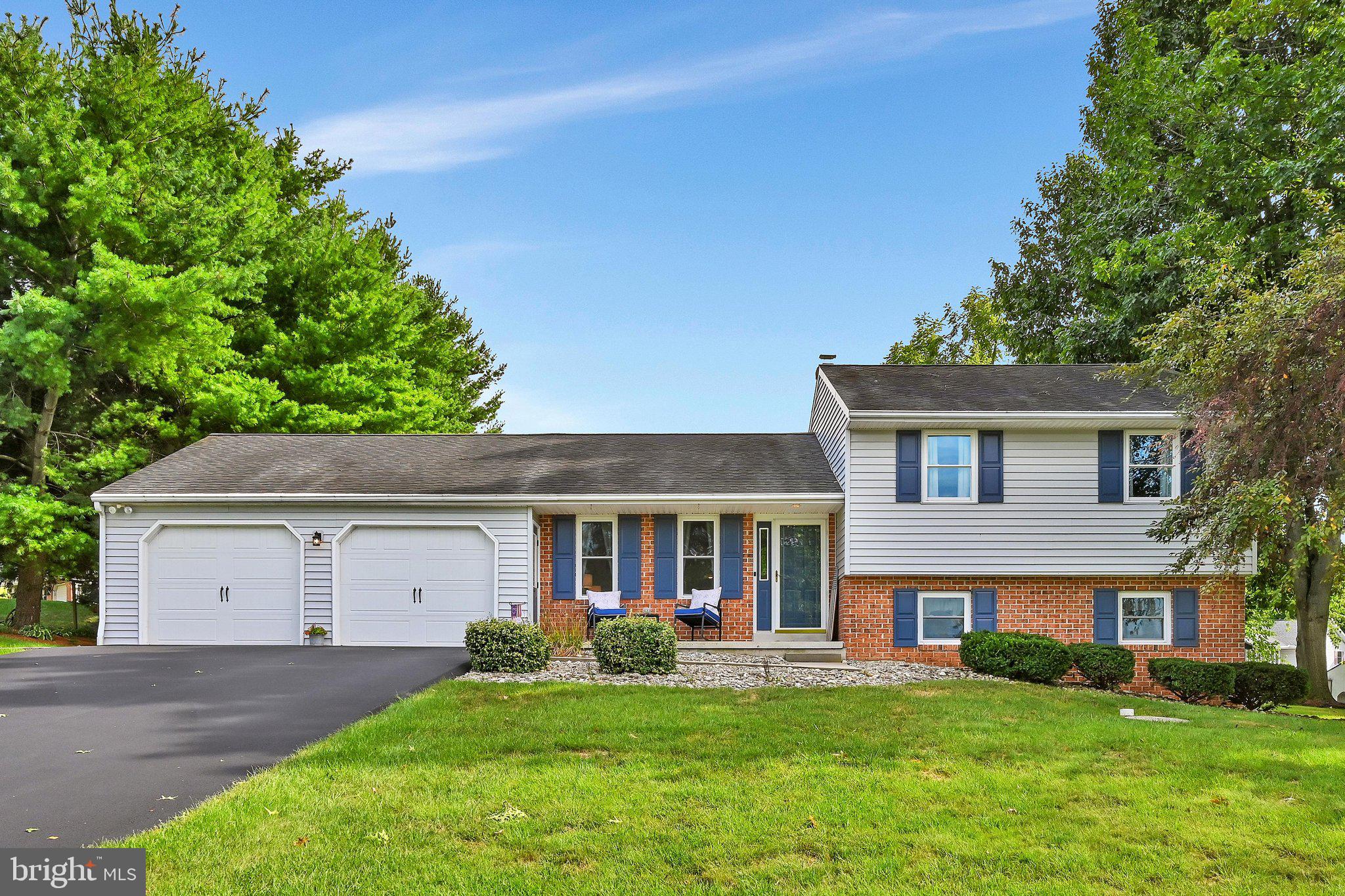 126 Meadow View Ln, Bainbridge, PA 17502 photo