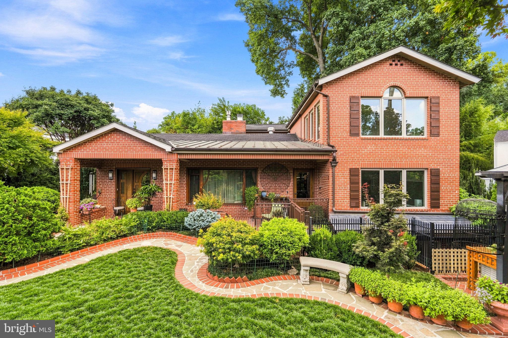 4105 East West Hwy, Chevy Chase, MD 20815