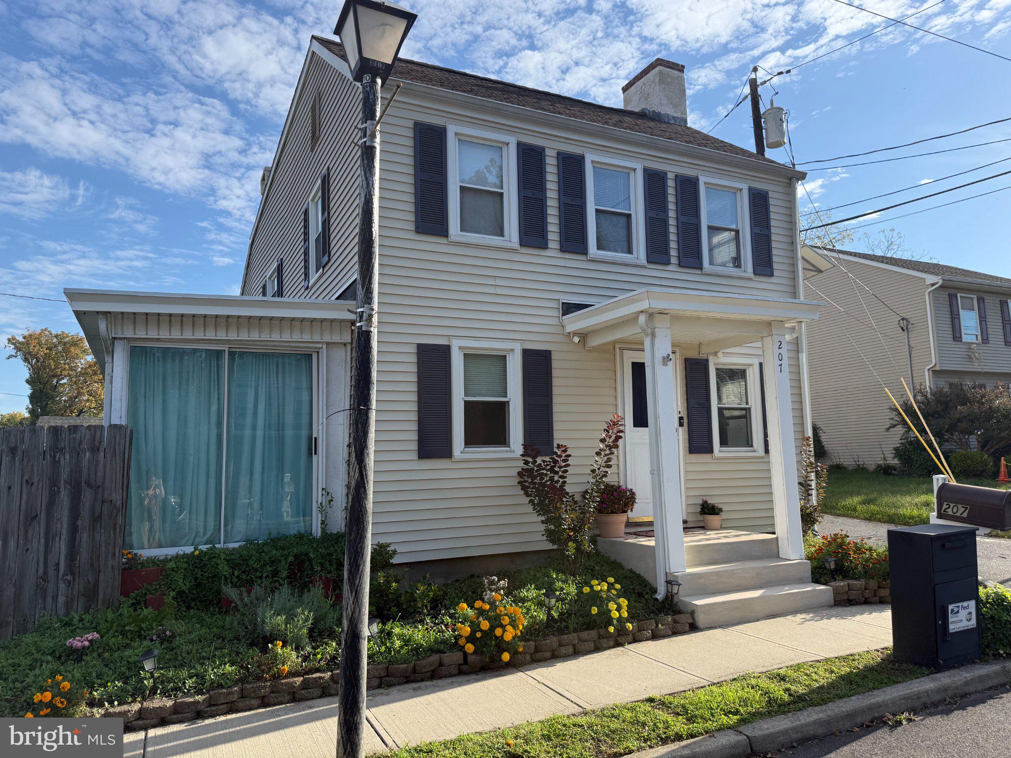 207 Washington St, Fieldsboro, NJ 08505