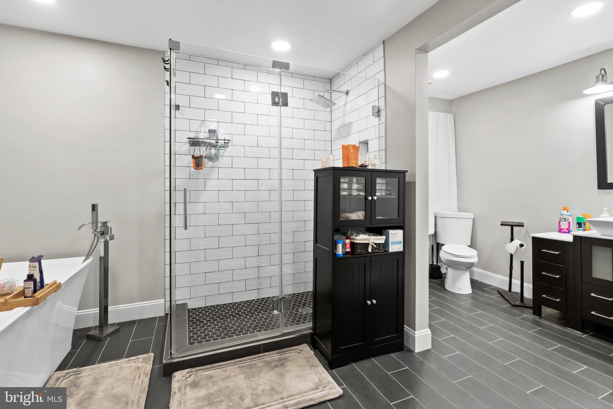 512 Grant Ave, Croydon, PA 19021 photo
