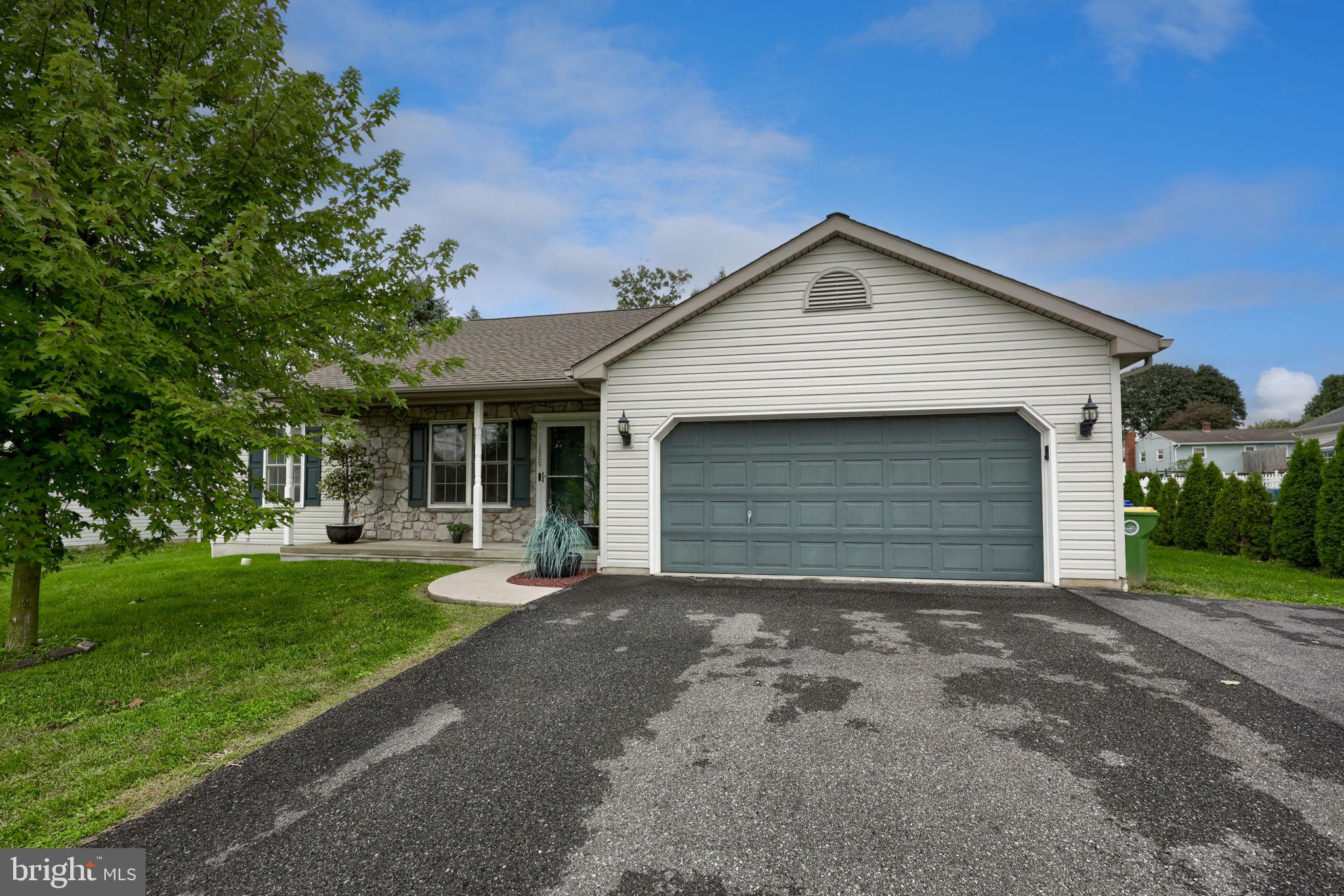 1609 Eshelman Mill Rd, Willow Street, PA 17584