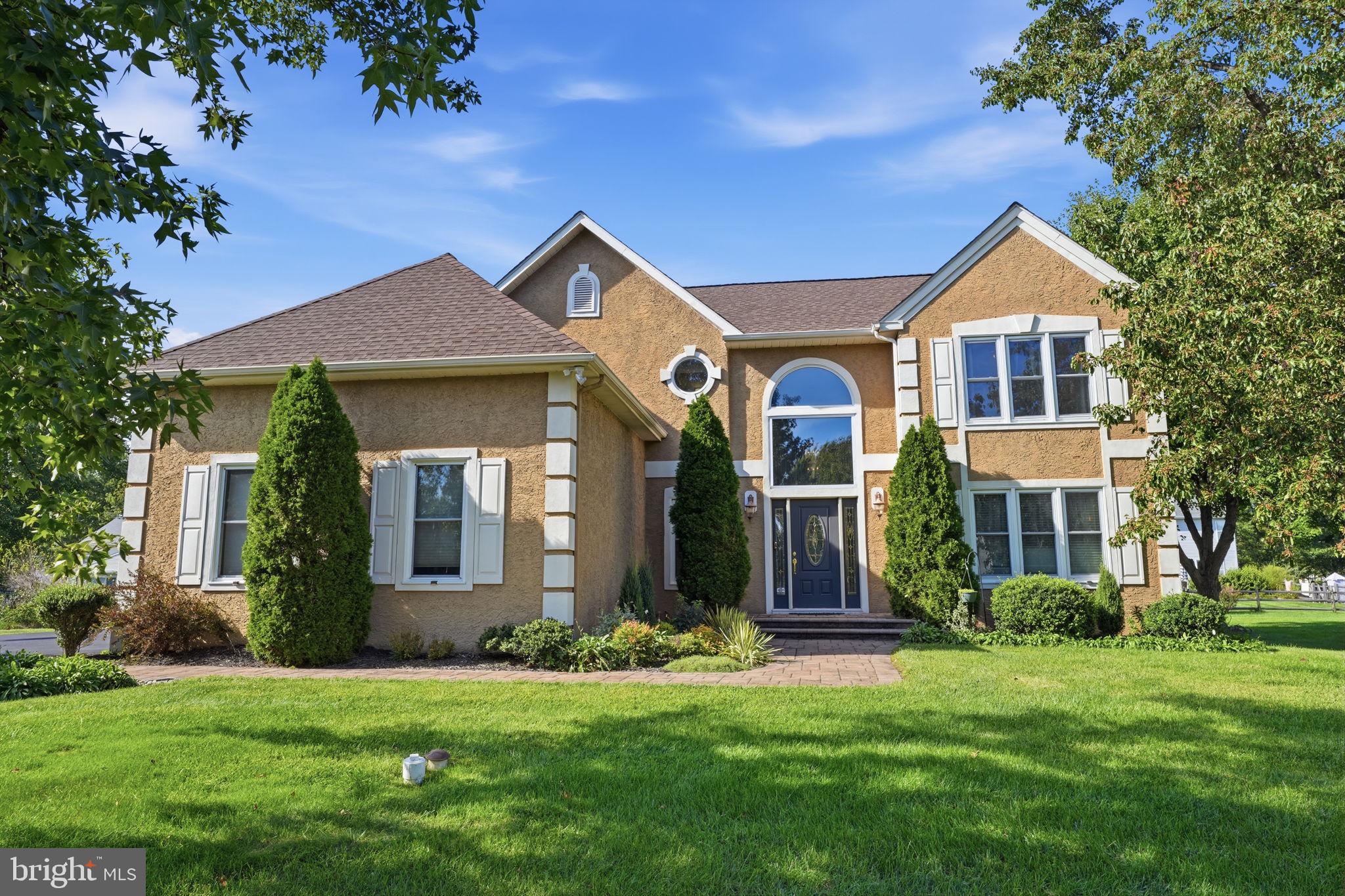 1208 Candlewick Ct, Hadley, PA 19067