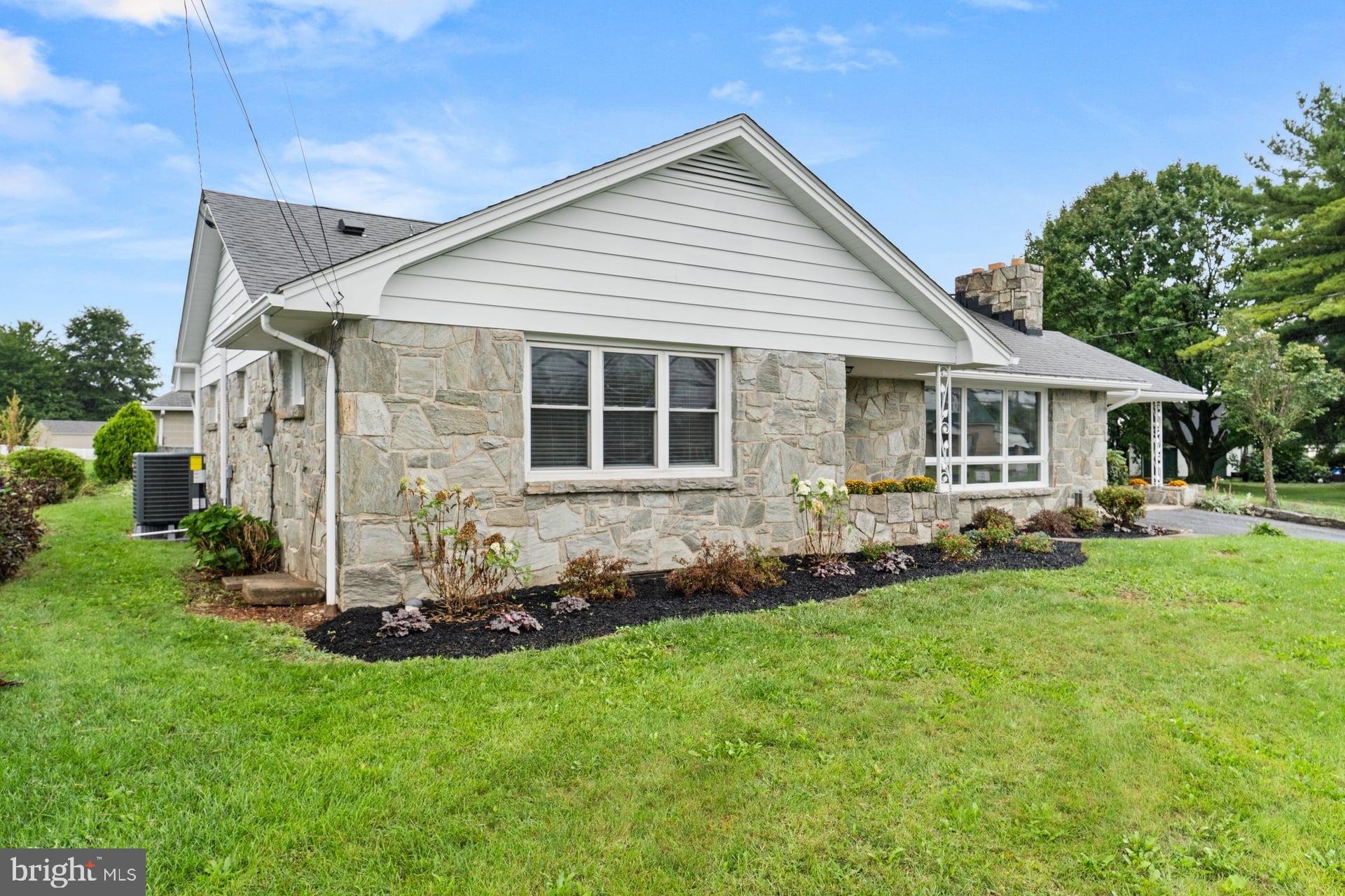 144 Palmyra Rd, Palmyra, PA 17078 photo